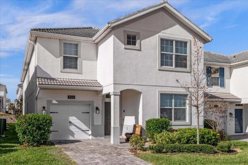 Dazzling 6br W Pool 1564f 1511