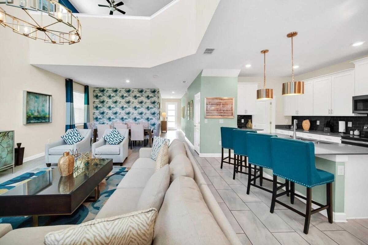 Dazzling 5br In Storey With Pool & 1528 Holiday home *