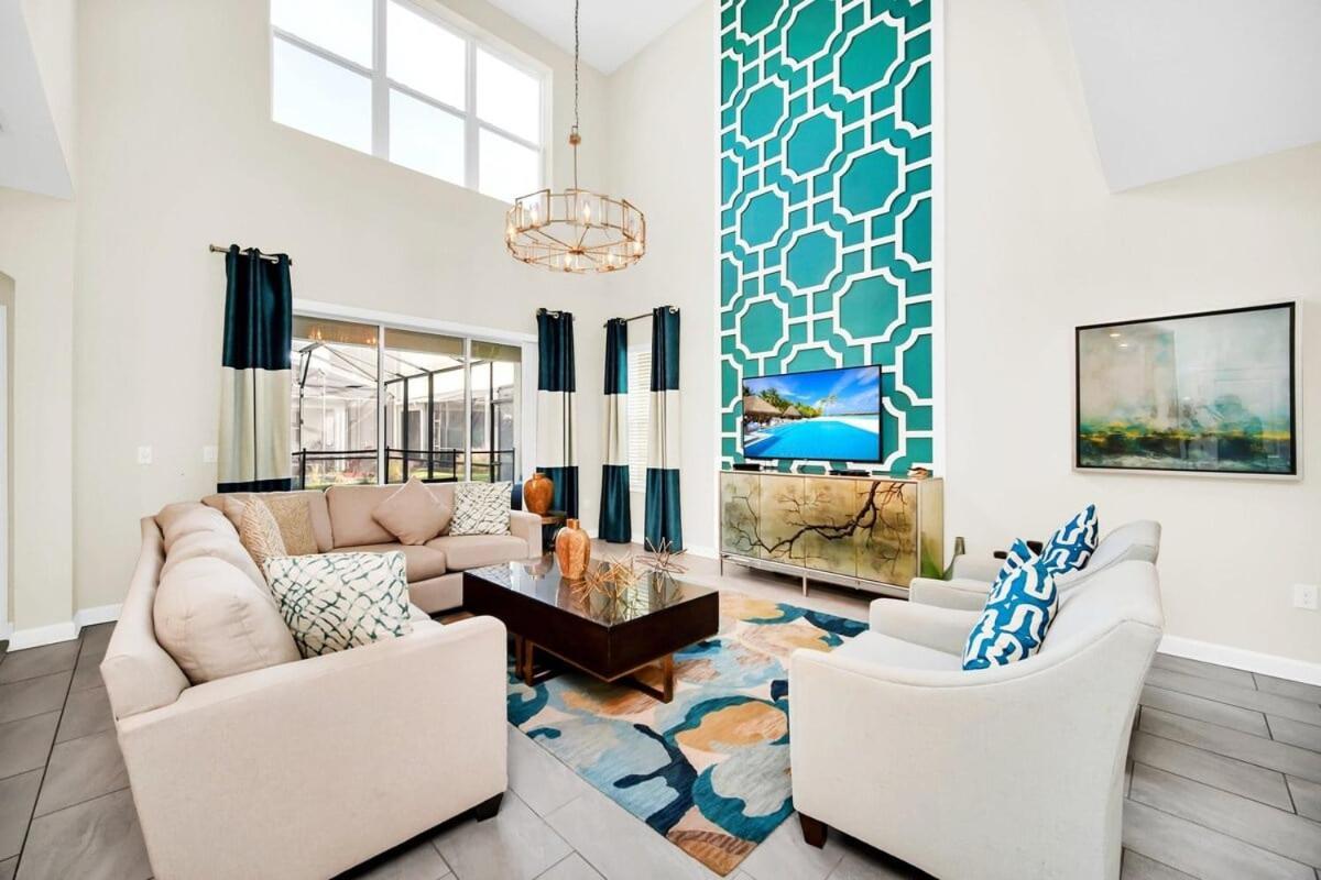 Dazzling 5br In Storey With Pool & 1528