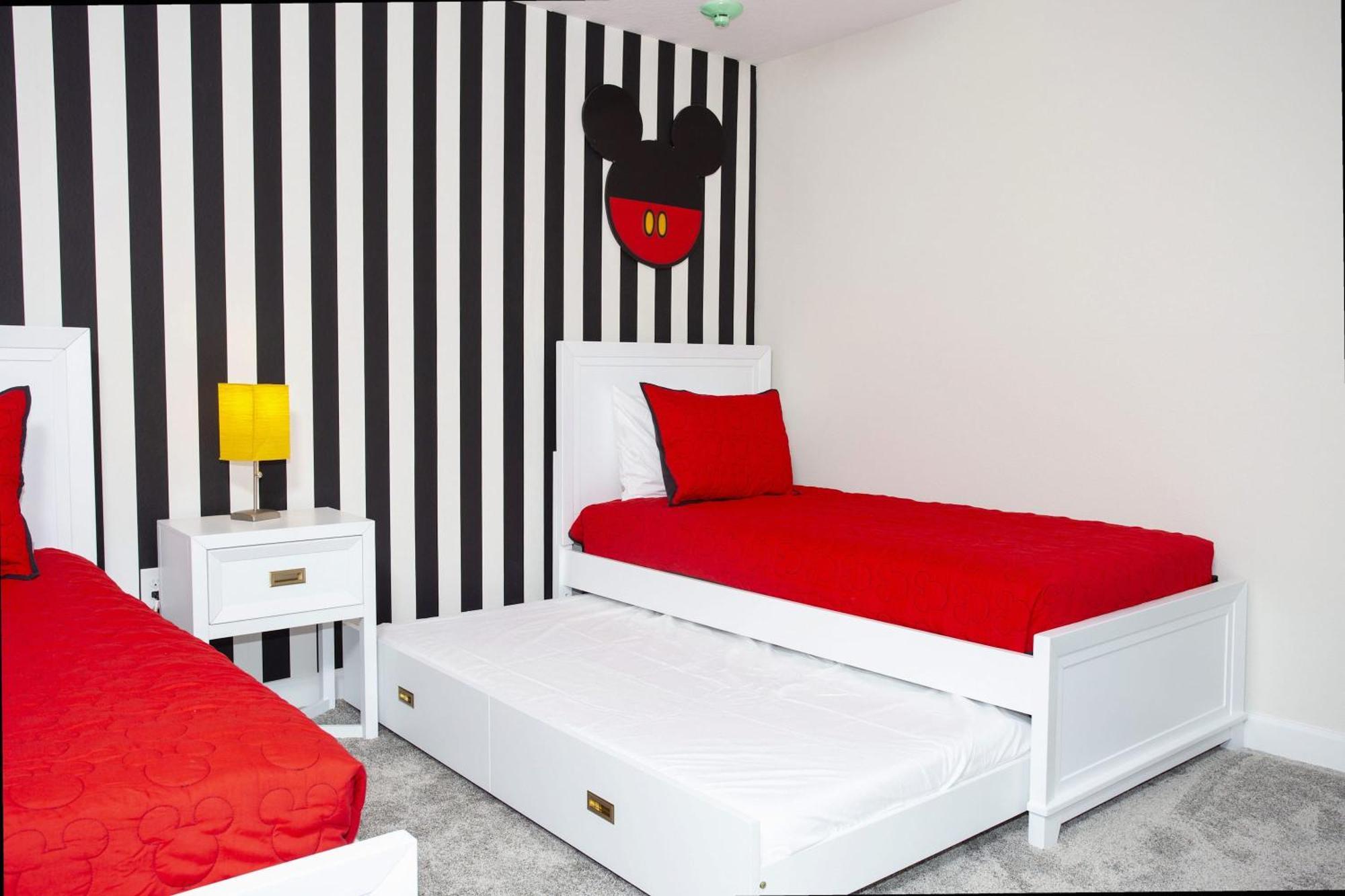 Epic Dream With Game Themed Bedrooms 2887 Single Family