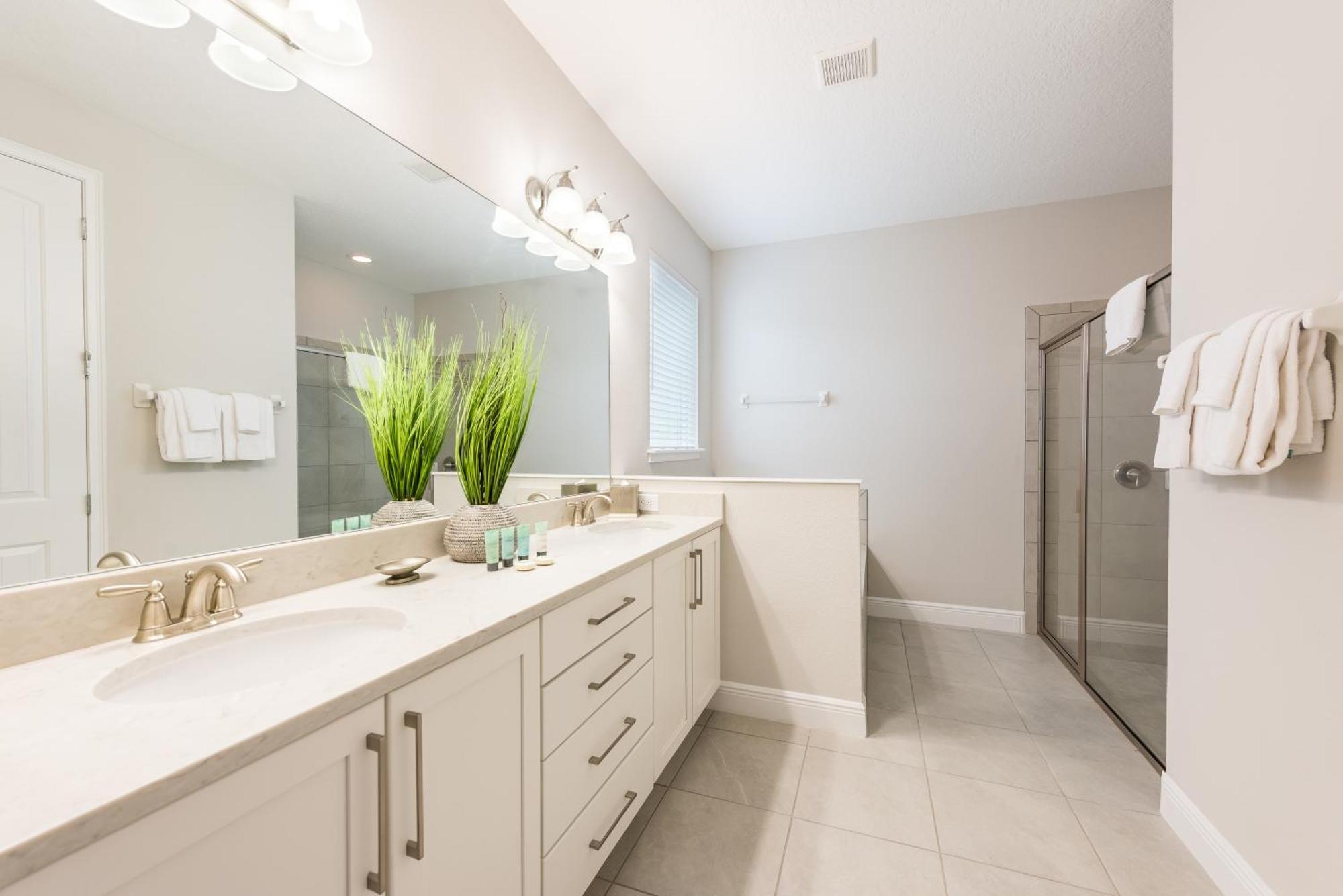 Gorgeous With Loft Area & Themed Near By Rentyl - 7687f Orlando