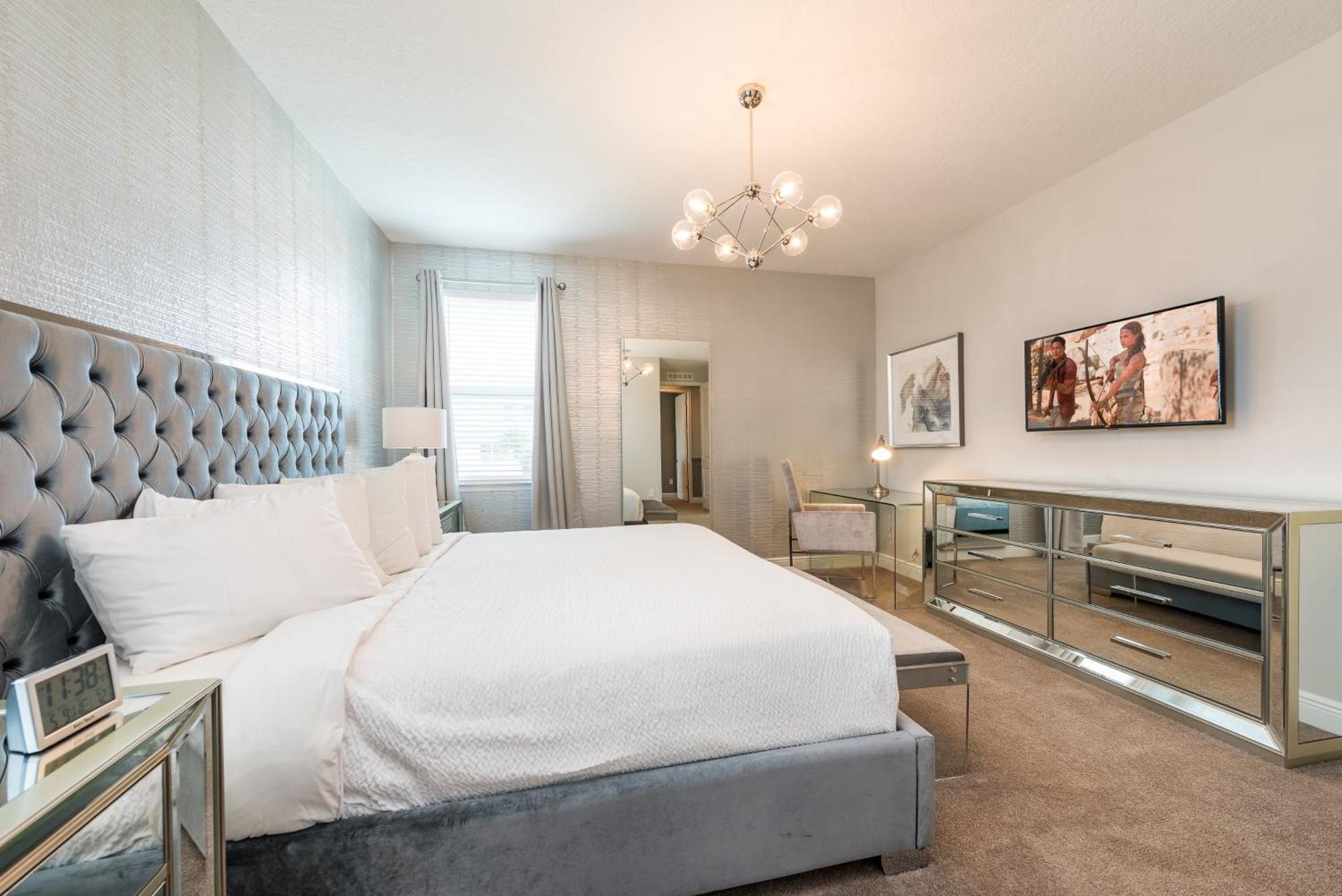 Gorgeous With Loft Area & Themed Near By Rentyl - 7687f Holiday home