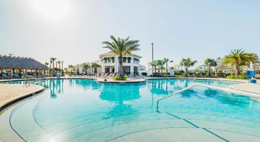Hotel Storey 4*