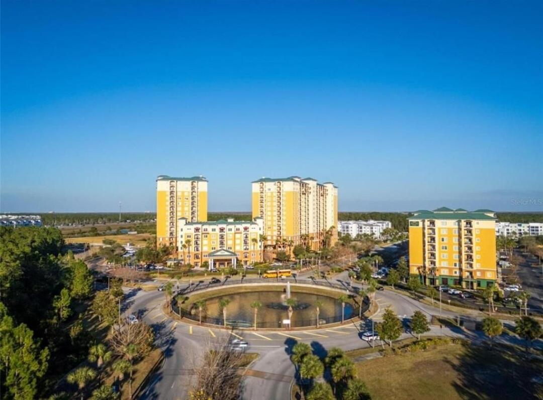 Luxury 2br-2ba Apartment *
