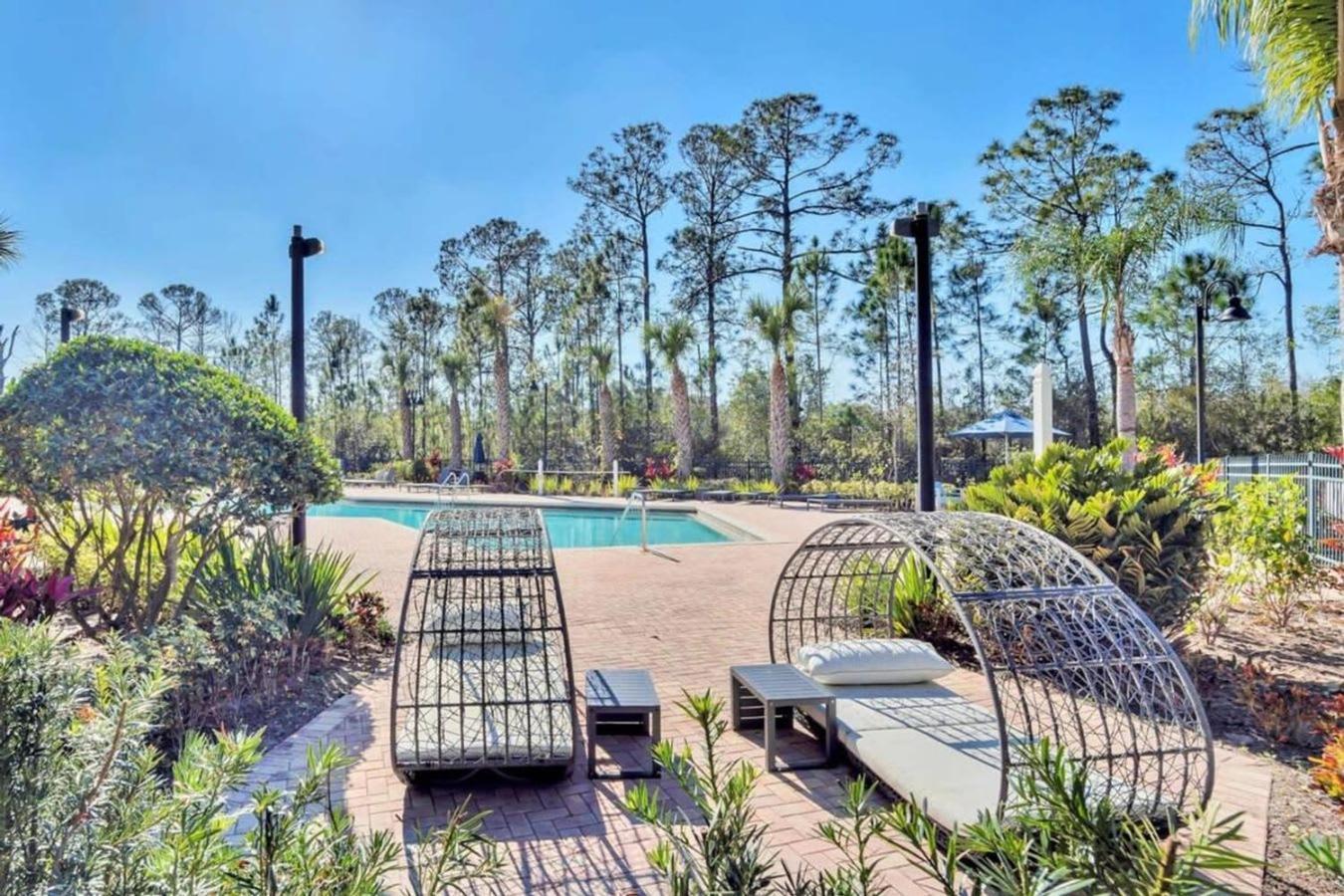 Pet-friendly 3br W Pool Hot Tub Holiday home