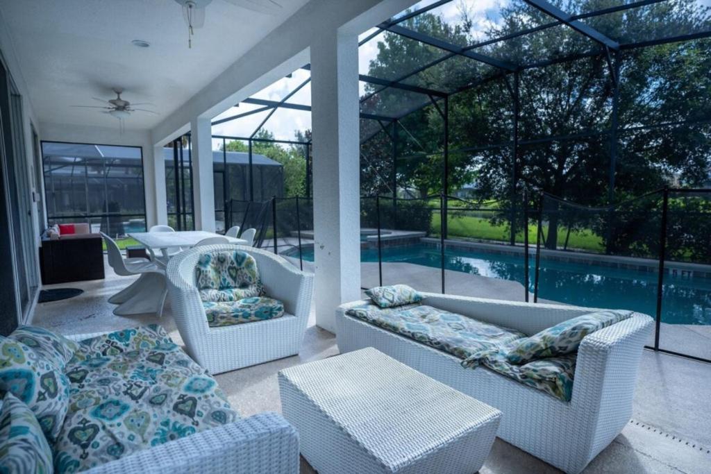 Villa 9br Dream Vacation W- View No Carpet Kissimmee