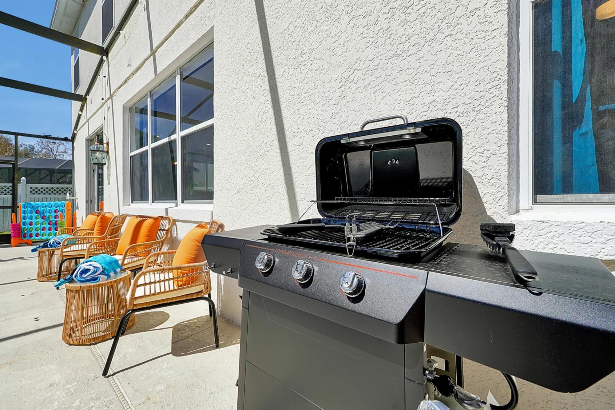 Lilo & Stitch's Hawaiian Getaway - Heated Pool - Bbq - Close To