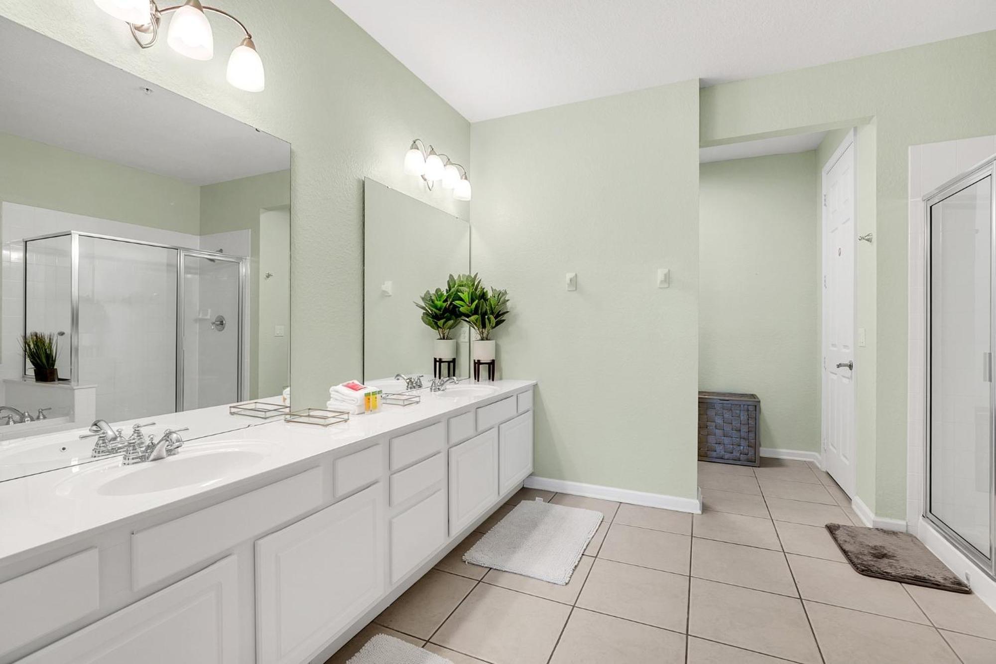 Stylish Vista Cay Magic Near Theme Parks, And Walk To The Convention Center * Orlando