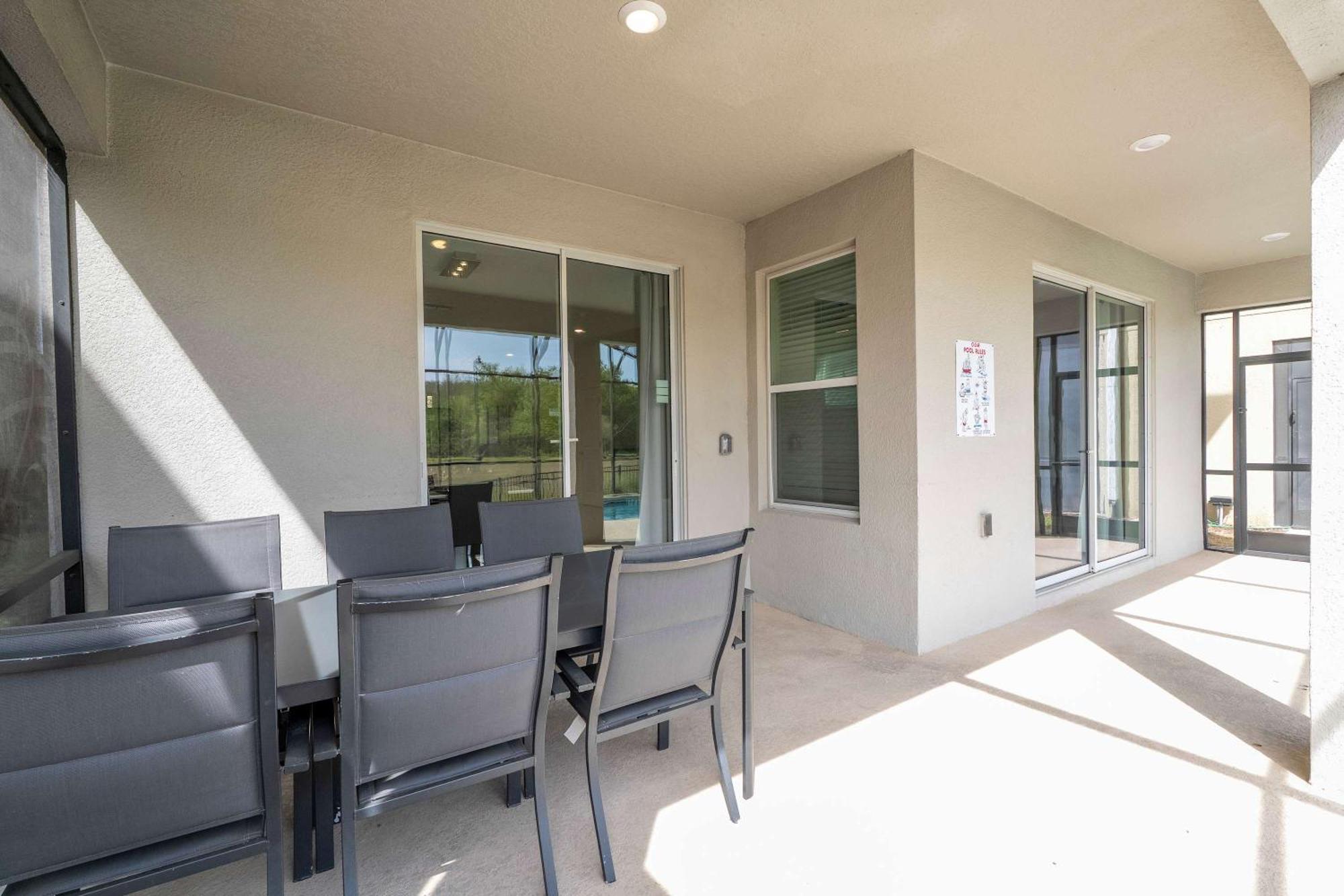 Stunning Game & Pool Jacuzzi Storey 2799