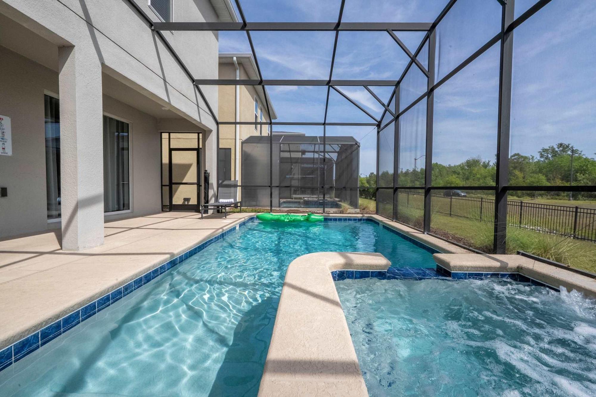 Stunning Game & Pool Jacuzzi Storey 2799 Kissimmee