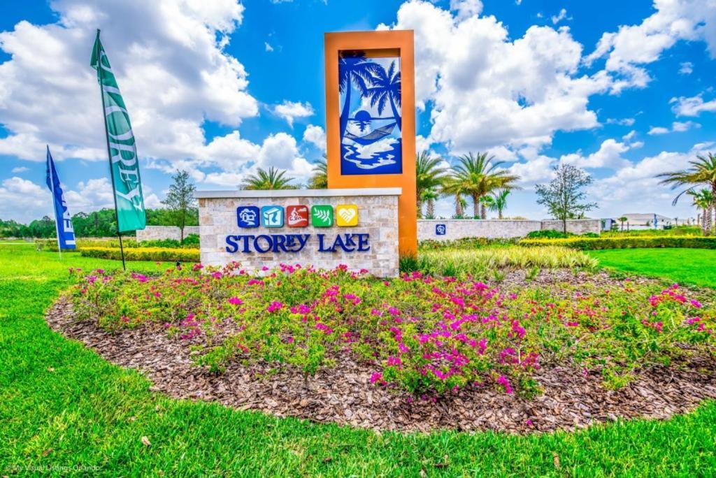 Villa Lakeview In Storey By Diamond Kissimmee