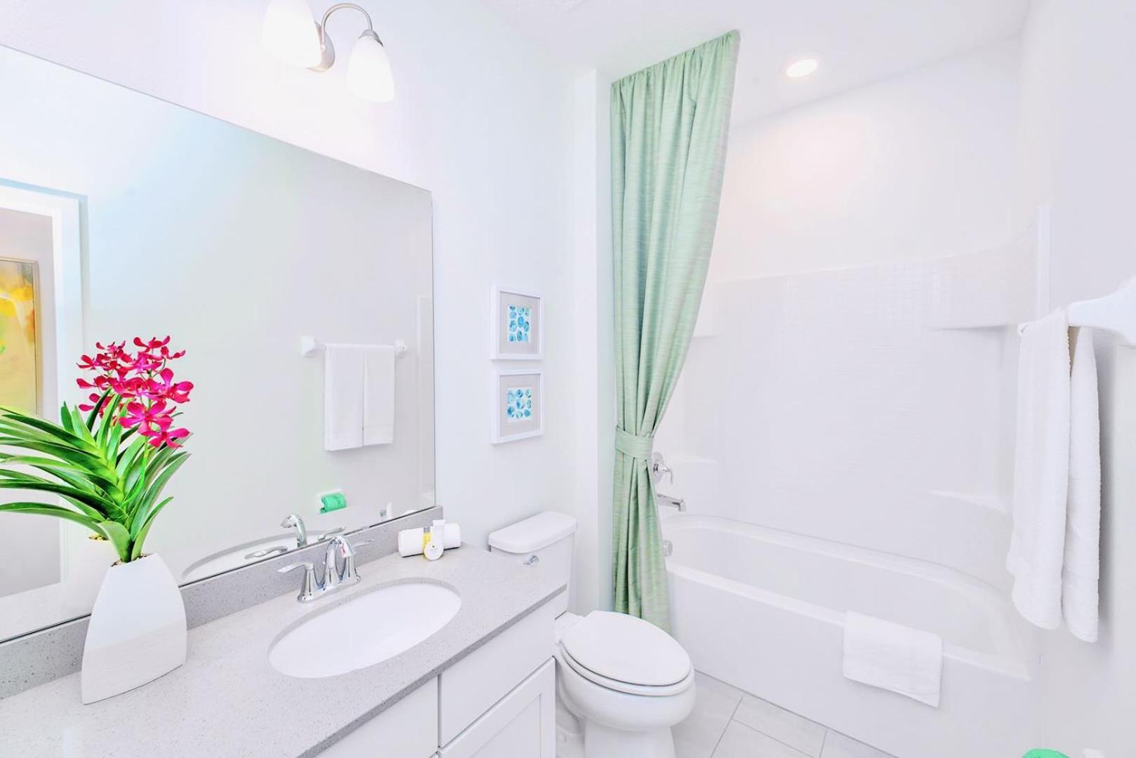 Upstay - Mansion W Pool Cinema Games Sleeps 26