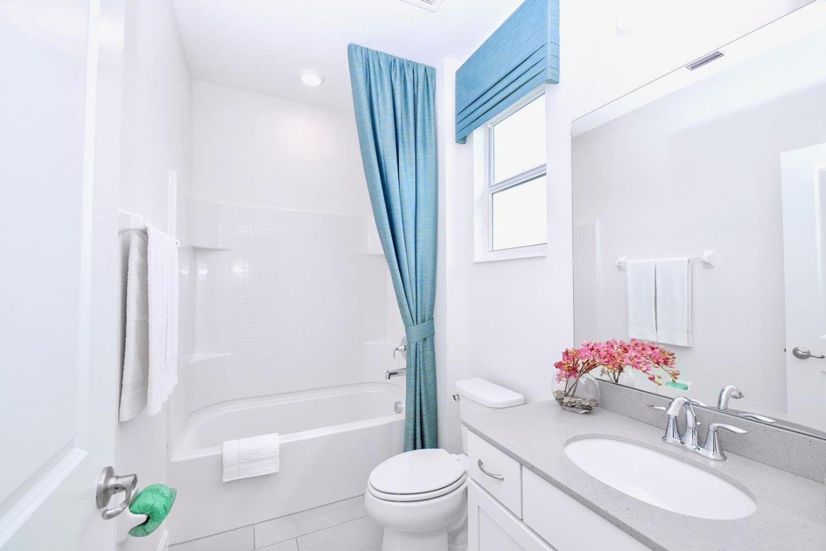 Holiday home Upstay - Mansion W Pool Cinema Games Sleeps 26 *