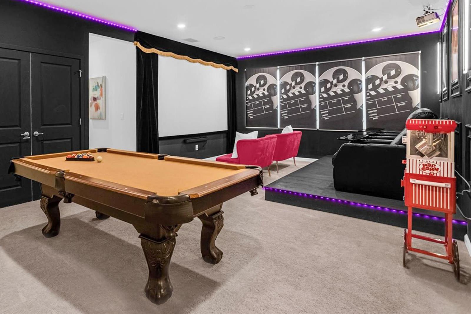 Holiday home Upstay - Mansion W Pool Cinema Games Sleeps 26 Kissimmee