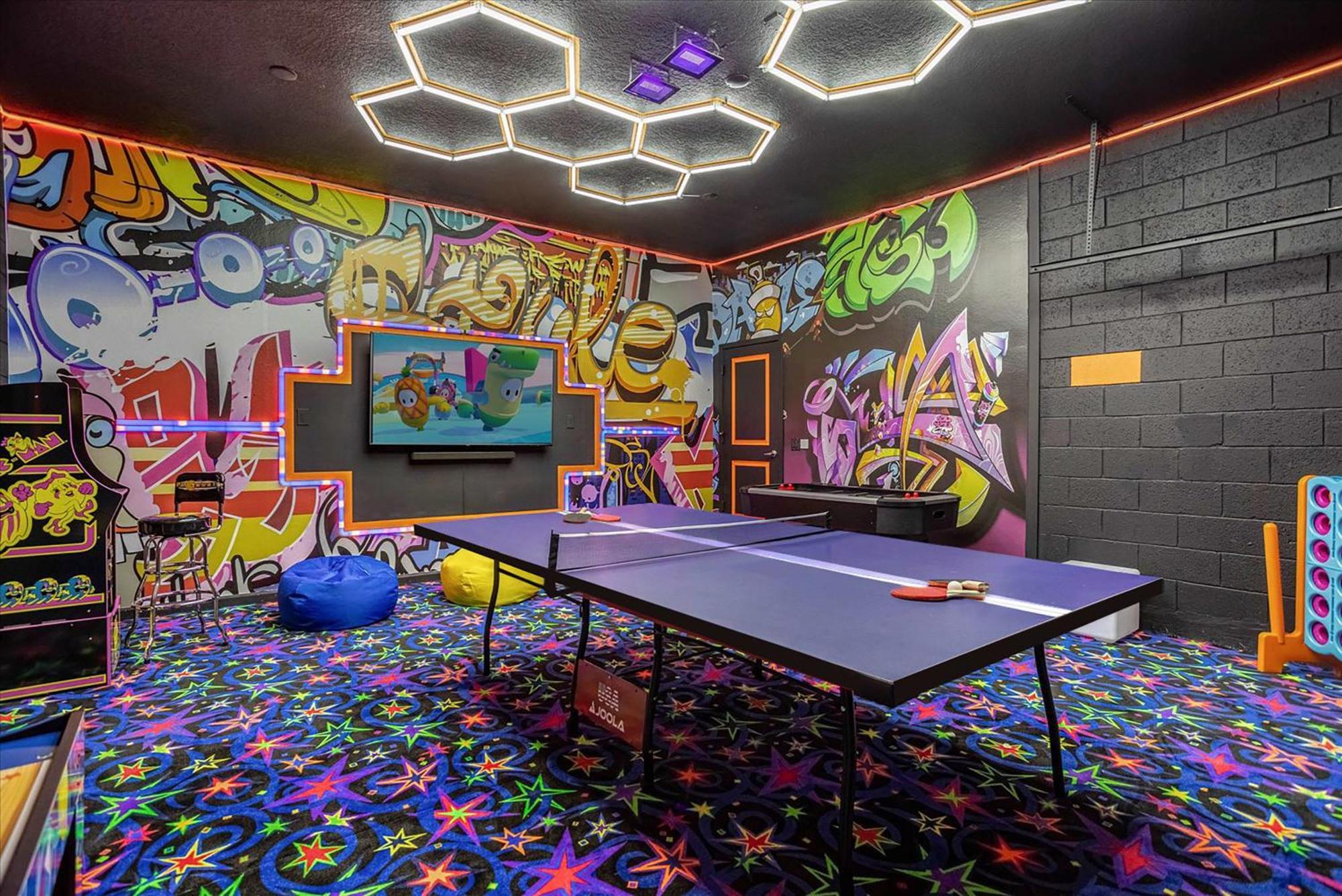 Upstay - Mansion W Pool Cinema Games Sleeps 26 Kissimmee
