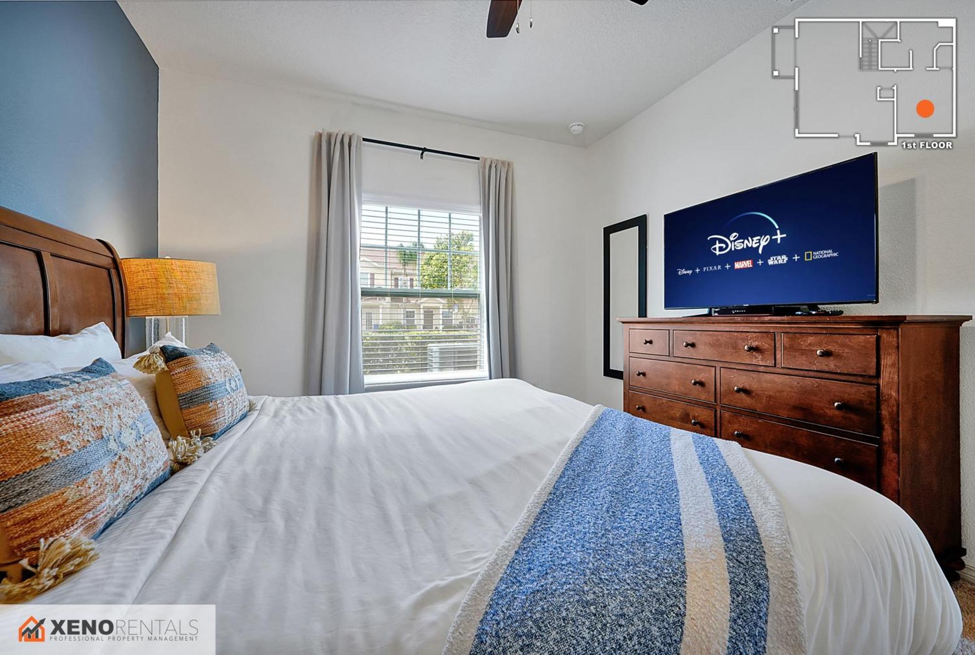 Holiday home Charming Oasis With King Bed Close To 4br *
