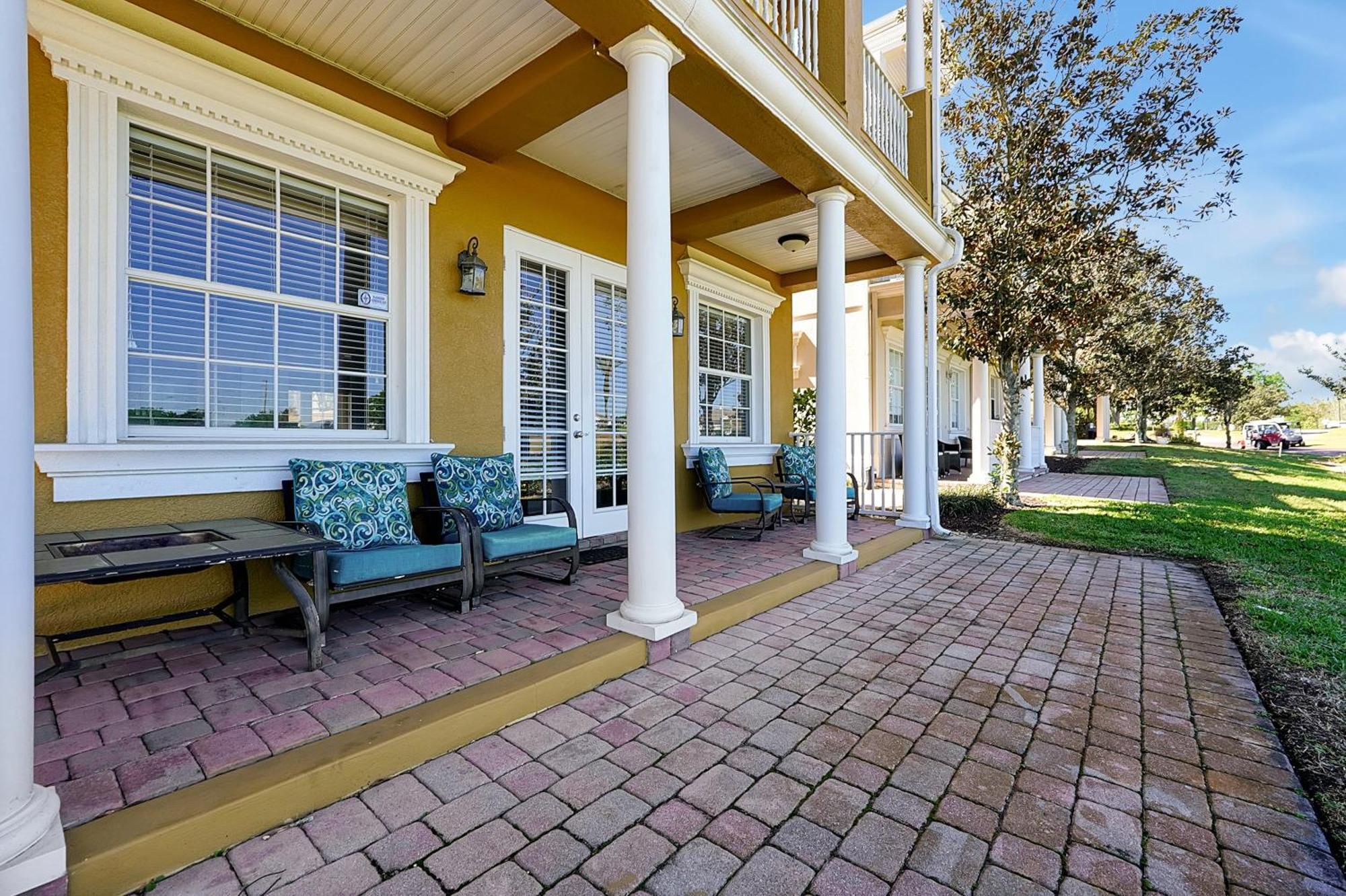 Elegant Escape At Reunion - Near W/ Pool