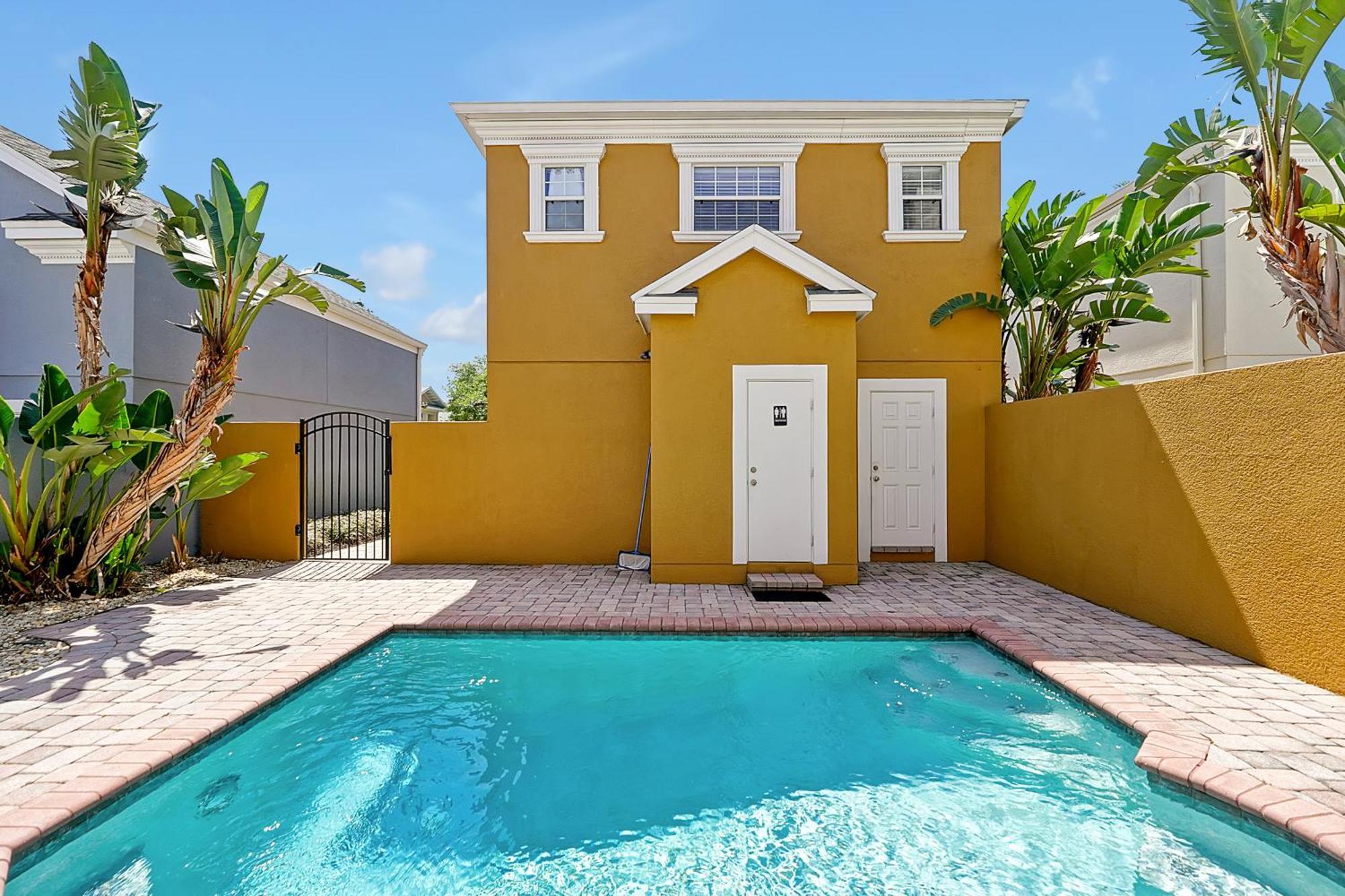 Elegant Escape At Reunion - Near W/ Pool Holiday home Kissimmee