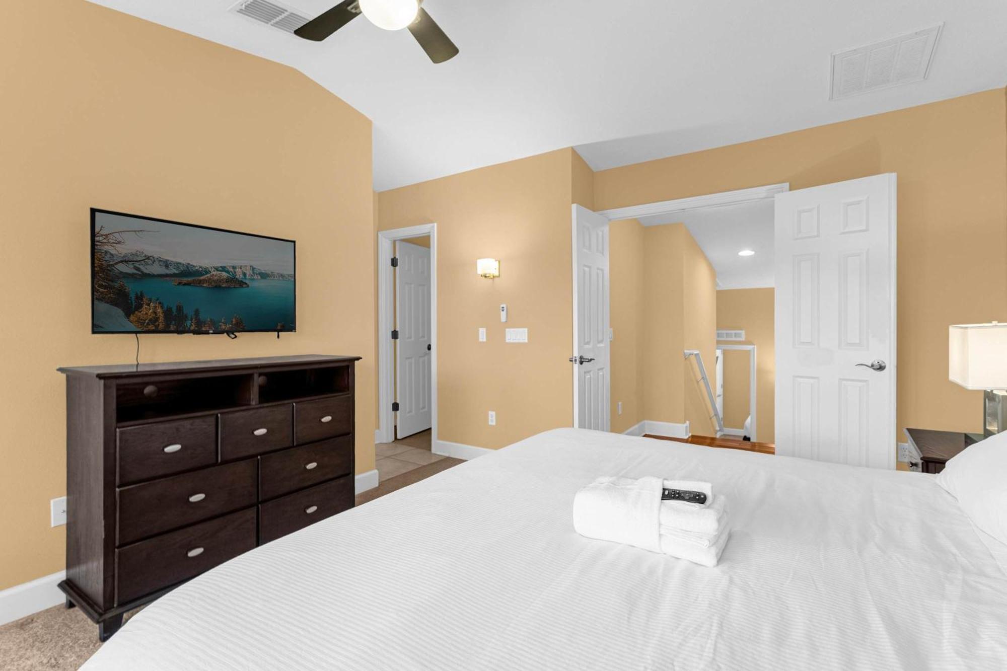 Magical Winter Memories Recent Renovated Townhome *
