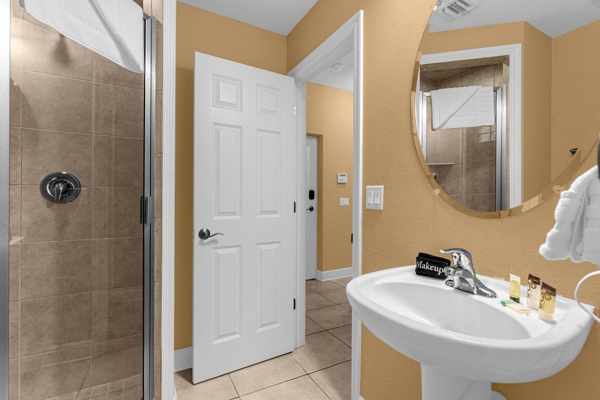 Magical Winter Memories Recent Renovated Townhome Holiday home Orlando