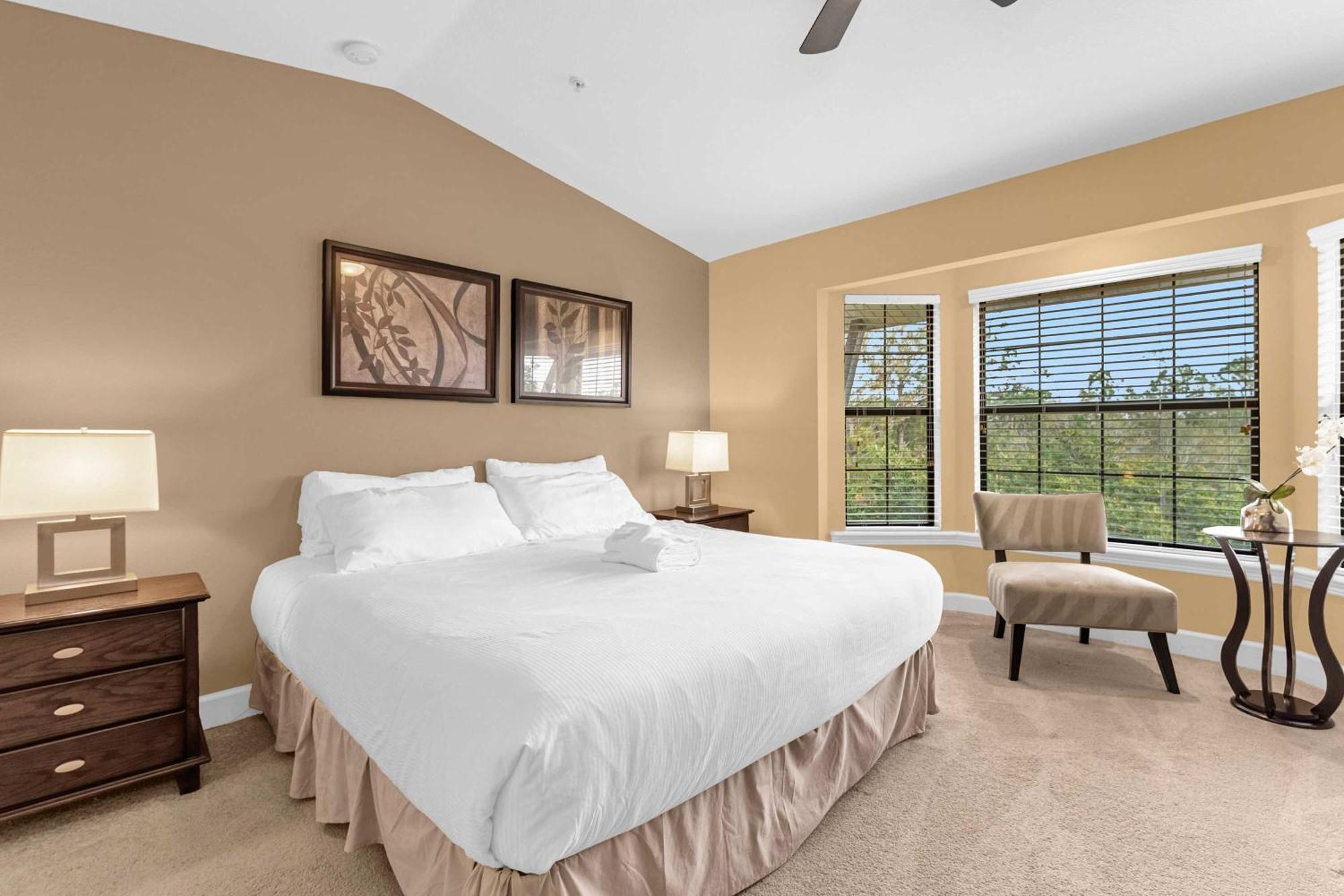Magical Winter Memories Recent Renovated Townhome