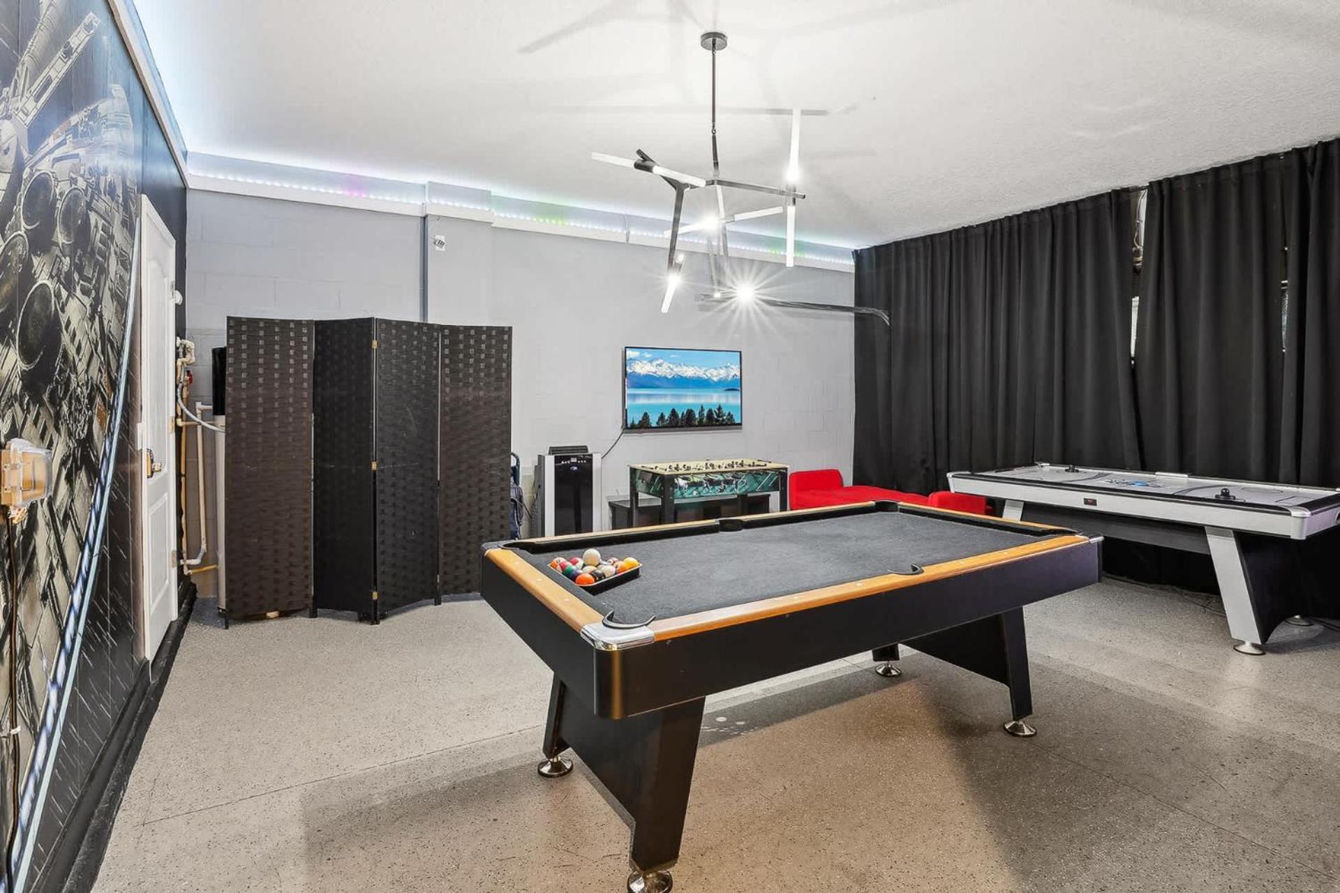 Holiday home Modern 8br With Private Pool And Hot Tub