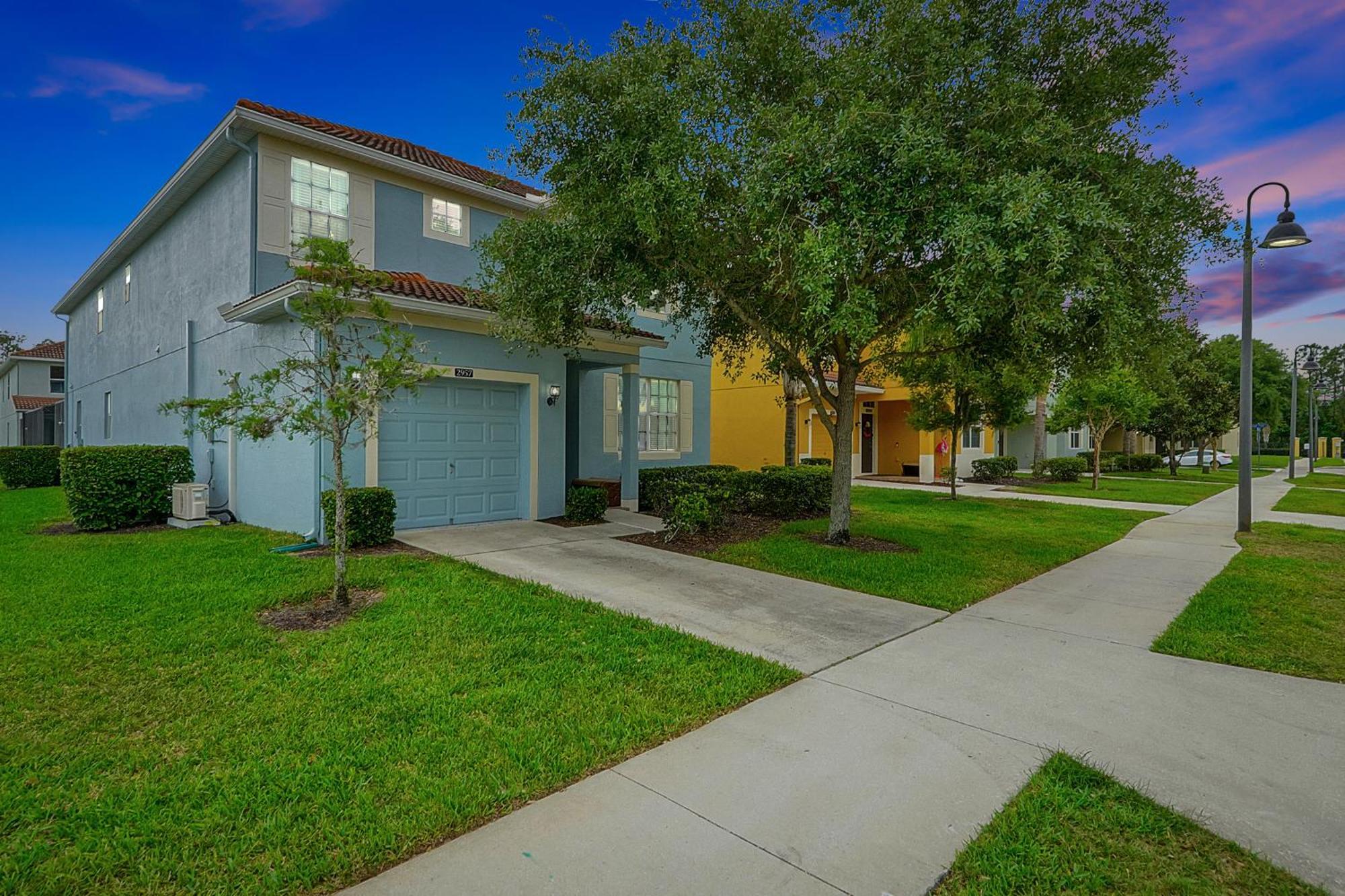 Holiday home New Owners! Mins To Universal Epic, Disney, Seaworld, Airport!