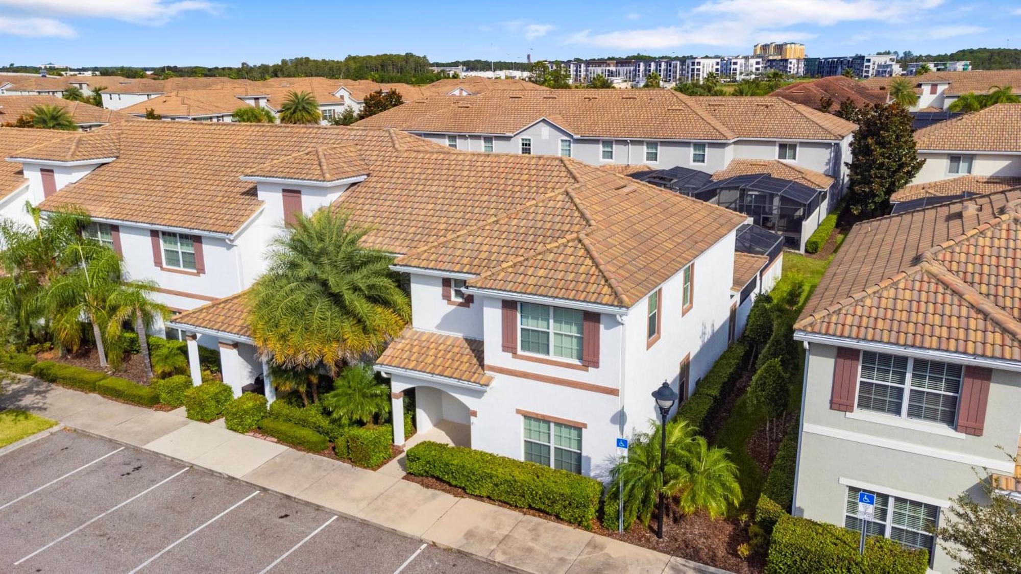 Holiday home Amazing 5 Bedrooms 04ba At Storey