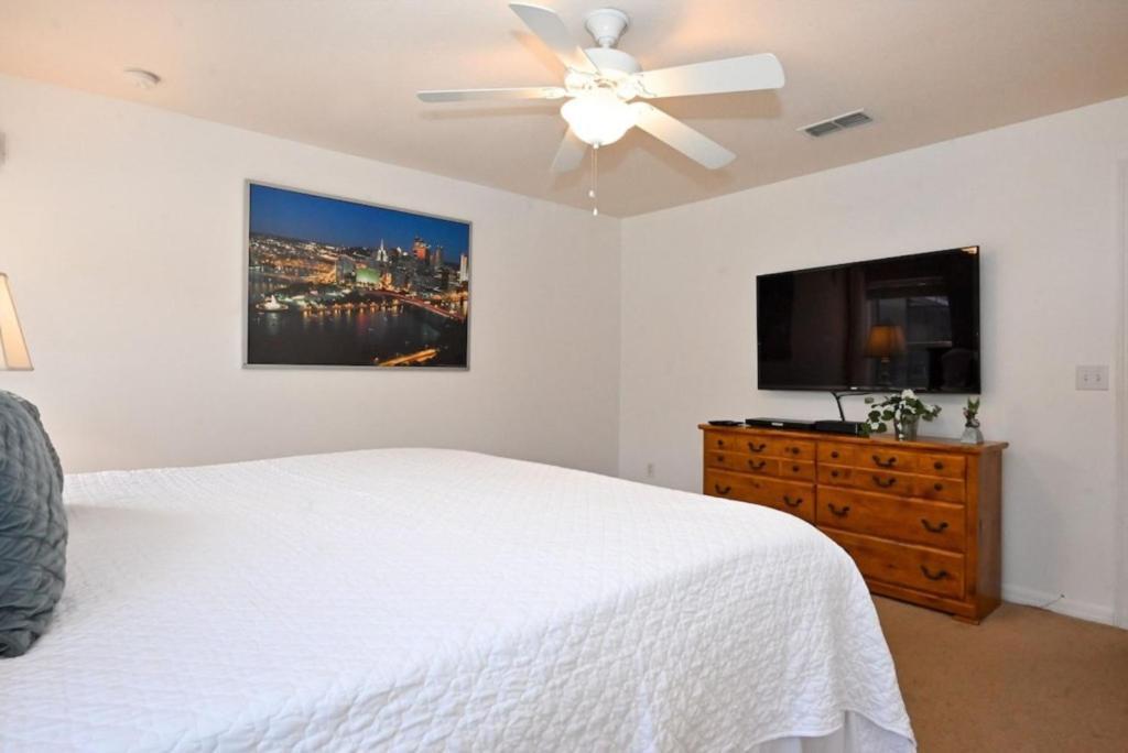 Cozy Family Vacation With Large Pool Near Disney Davenport