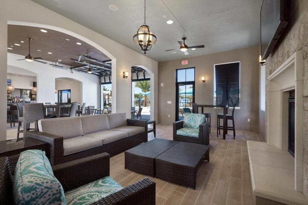 Luxury Windsor Resort Near Disney Oversize Pool * Kissimmee