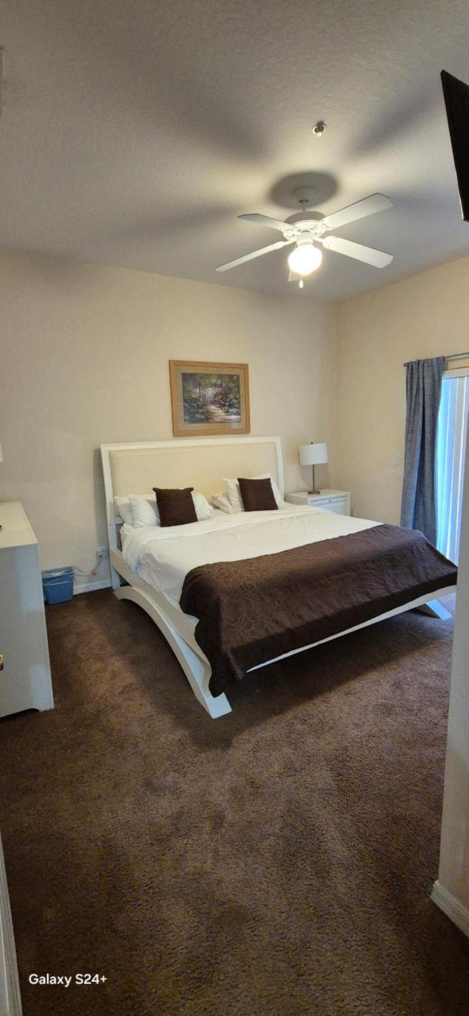 16109 Bahama Bay
