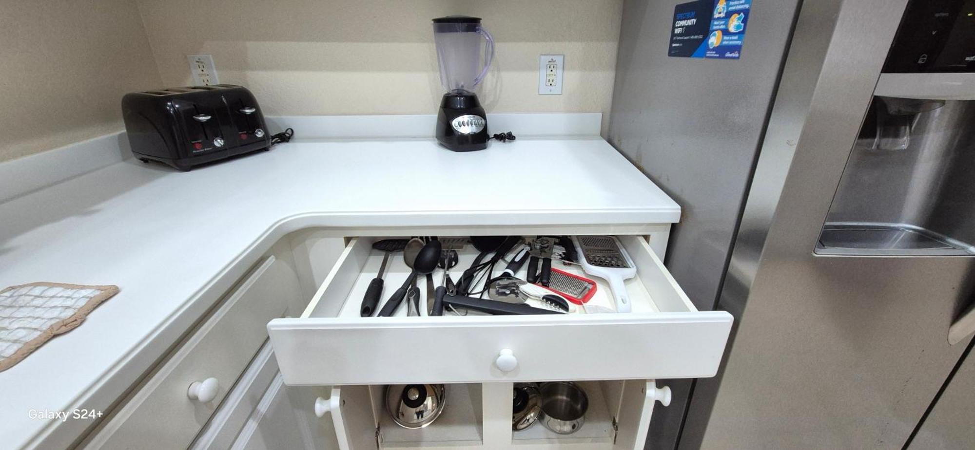 16109 Bahama Bay Apartment *