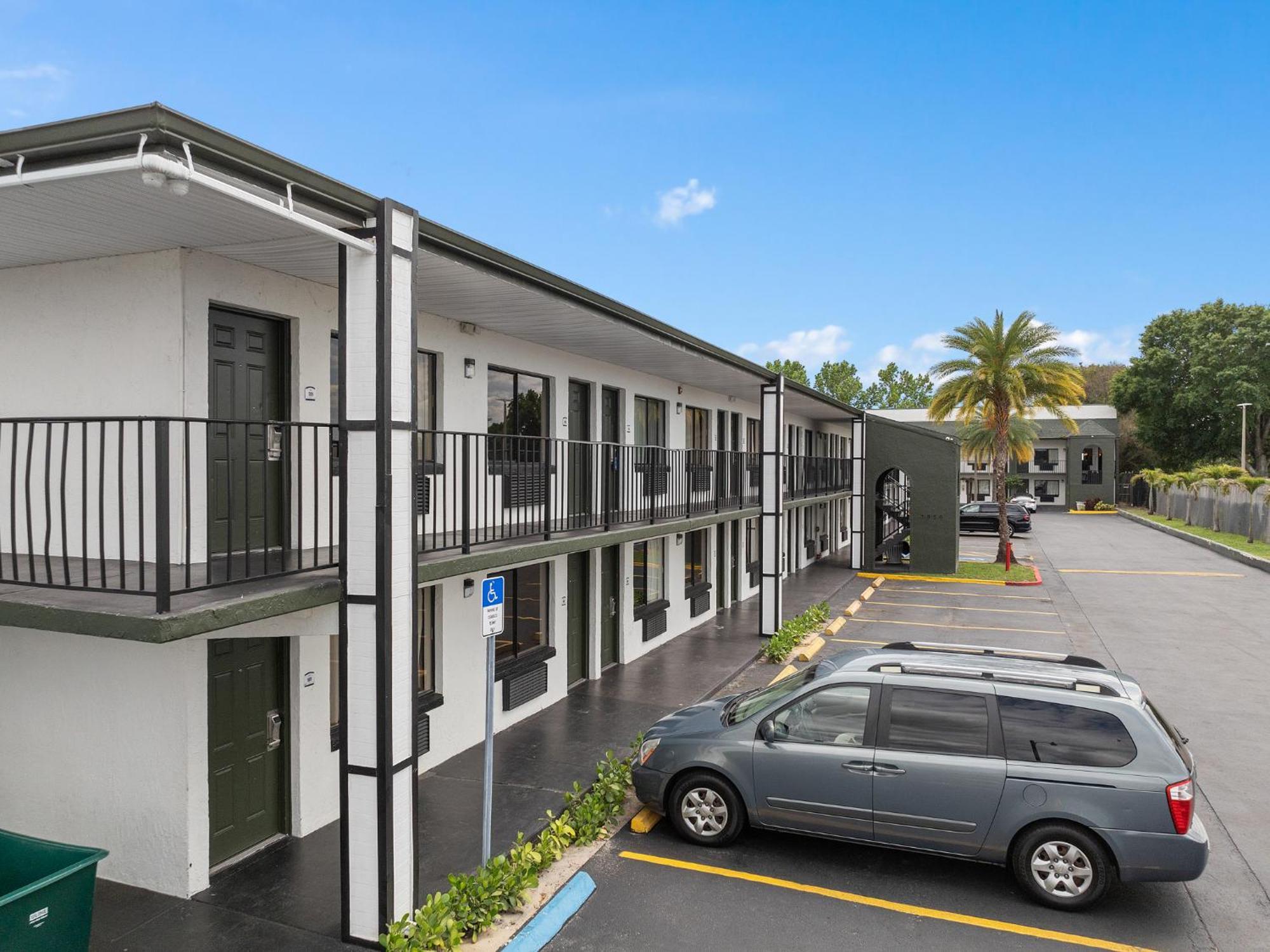Baymont By Wyndham Downtown 2*