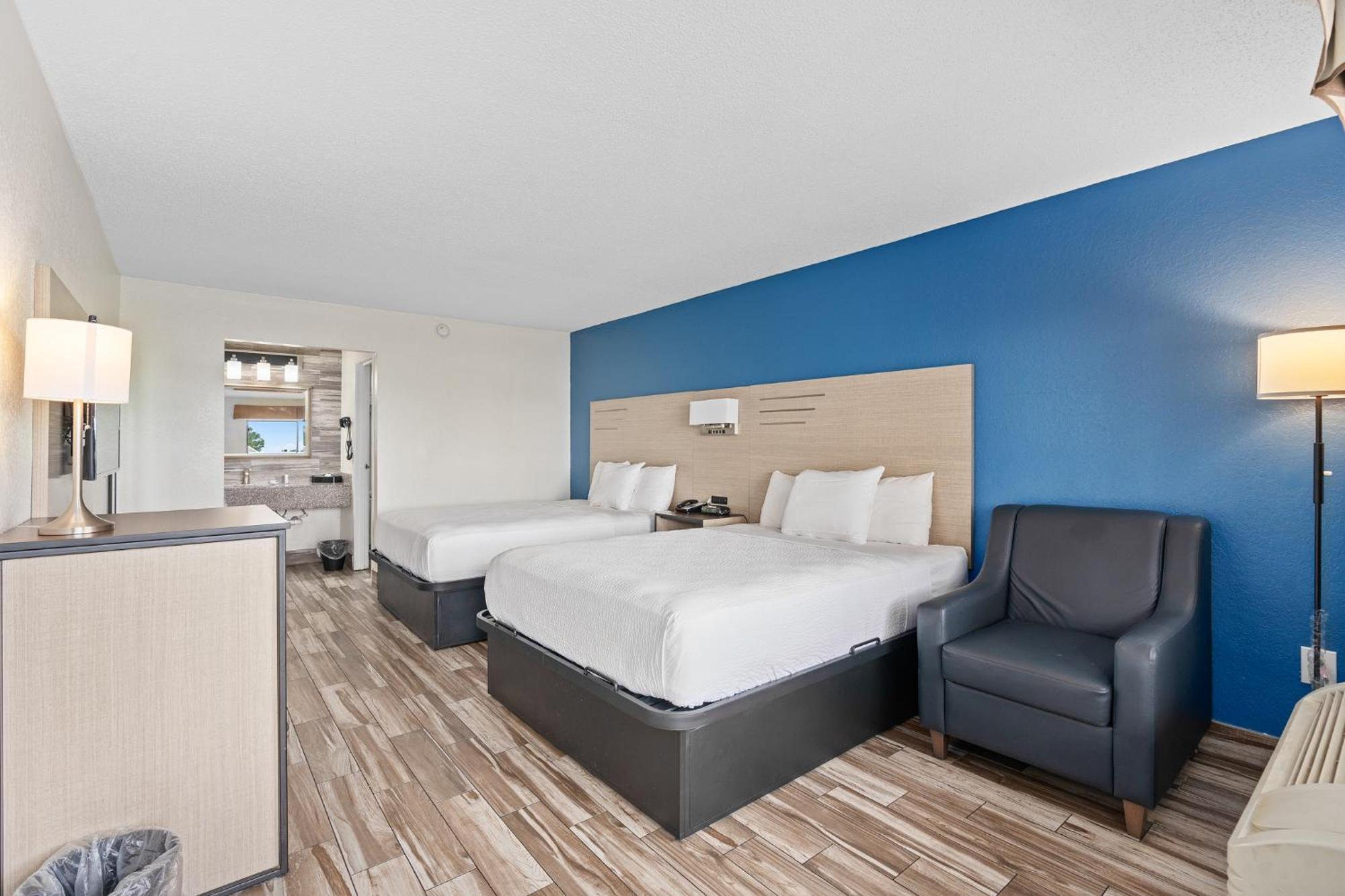 Baymont By Wyndham Downtown Hotel 2*