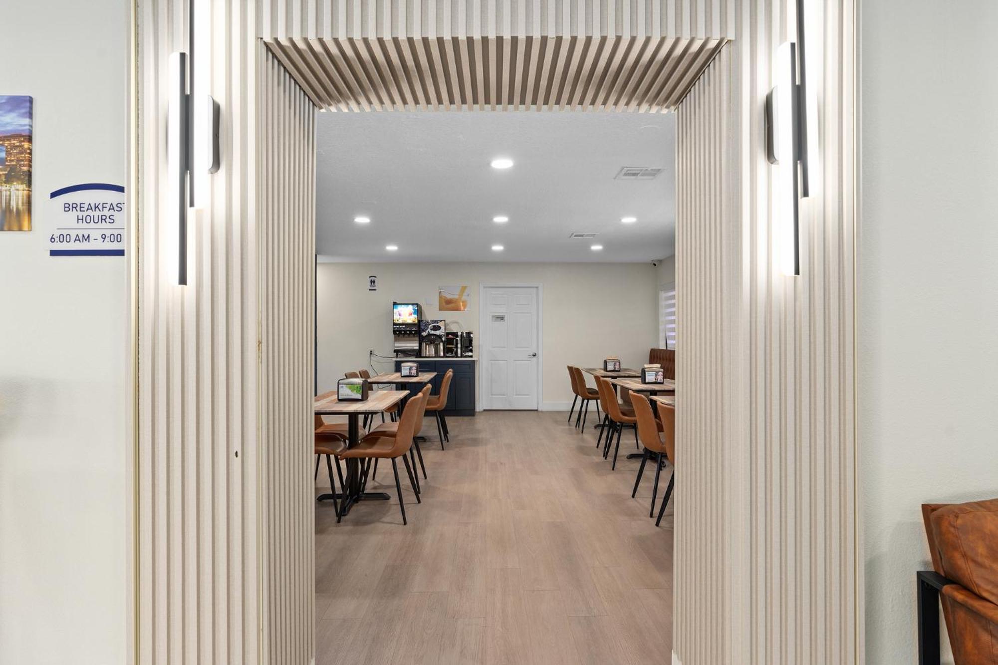 Hotel Baymont By Wyndham Downtown