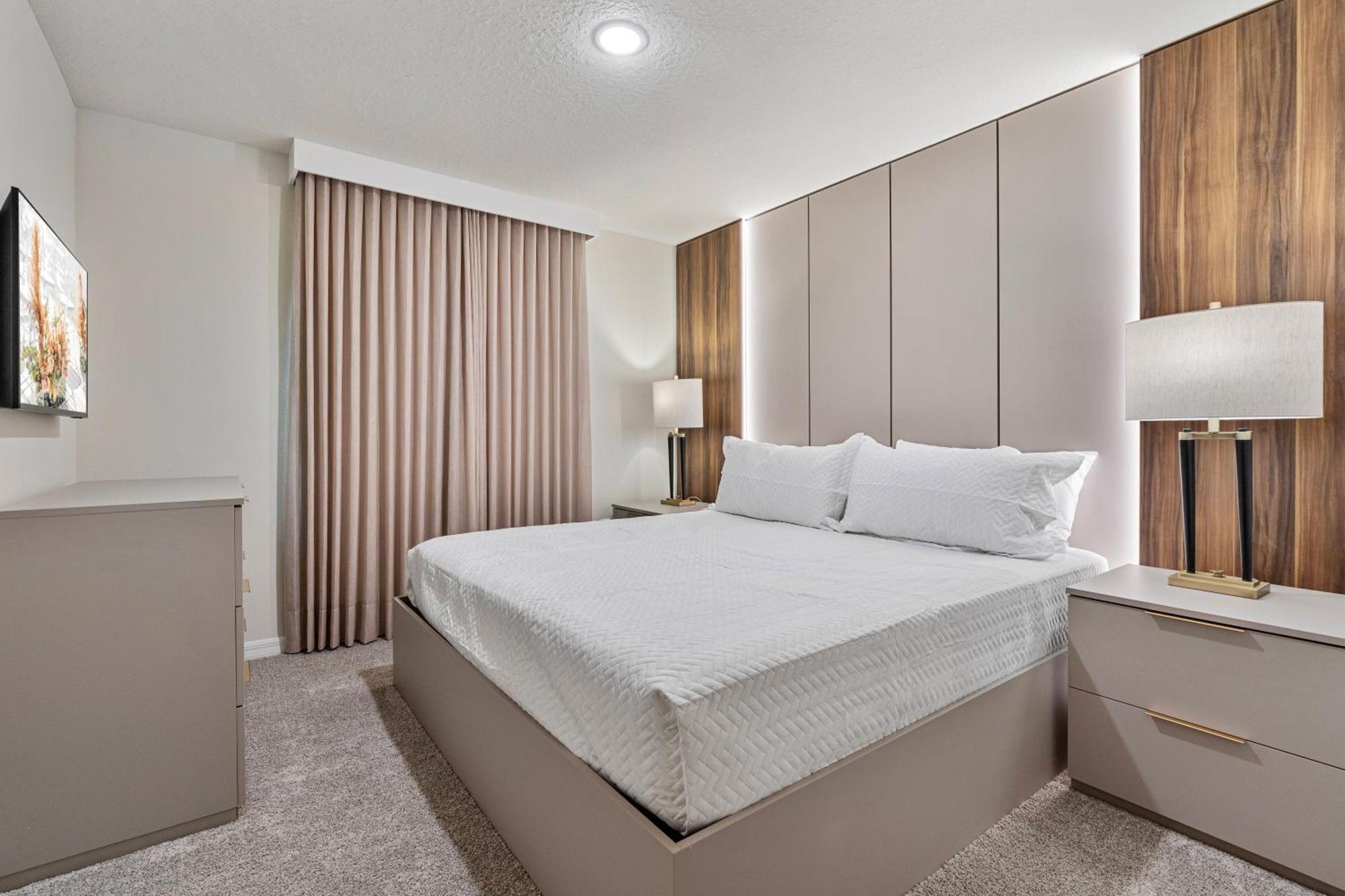 Brand New 10bdrms At Windsor Cay *