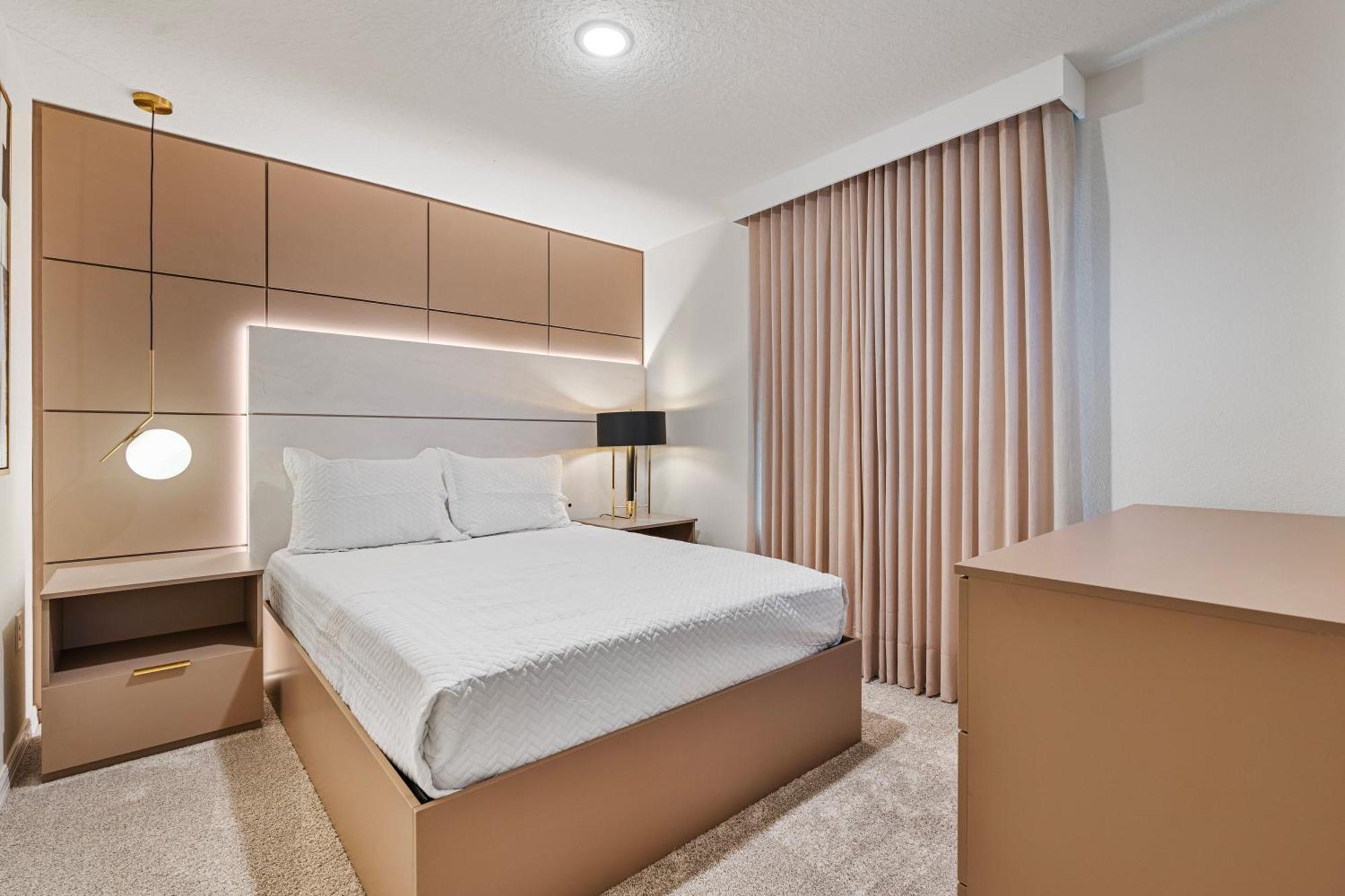 Resort Brand New 10bdrms At Windsor Cay