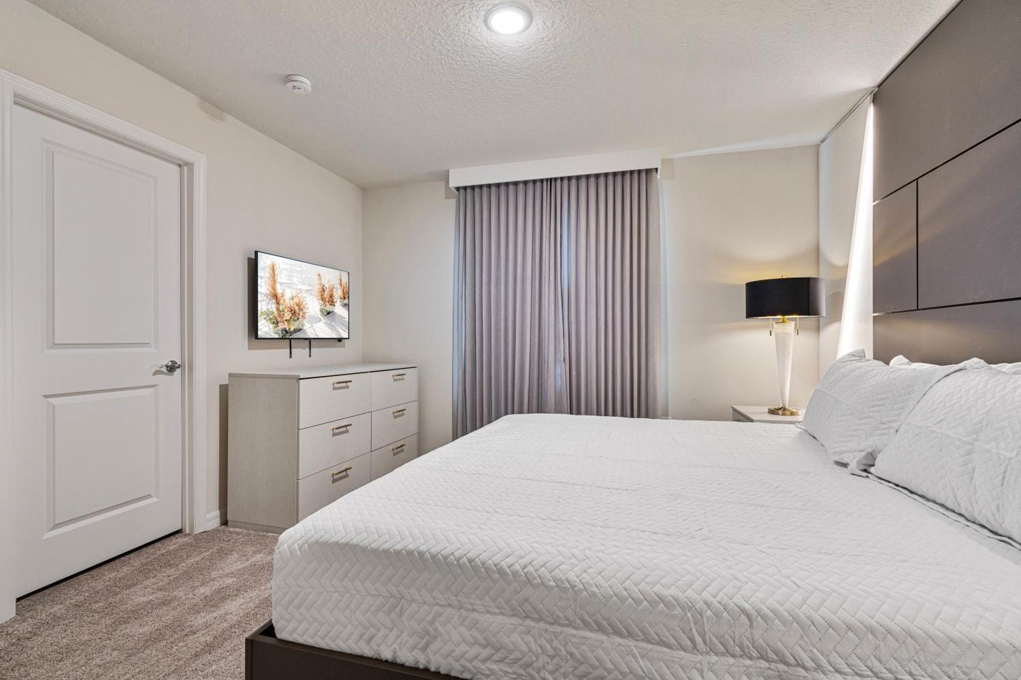 Brand New 10bdrms At Windsor Cay Resort *