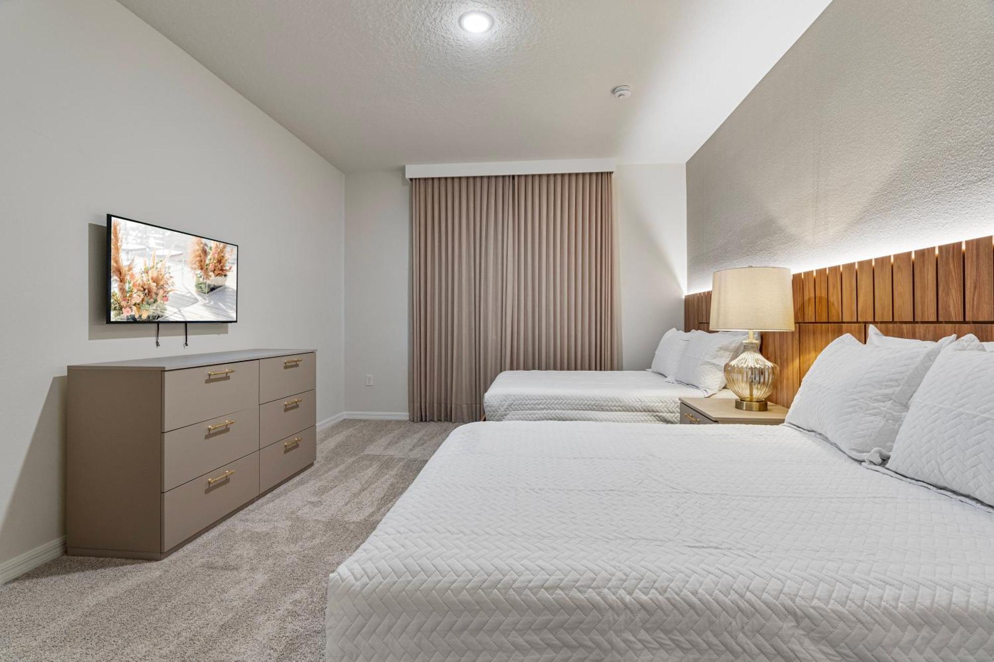 Brand New 10bdrms At Windsor Cay