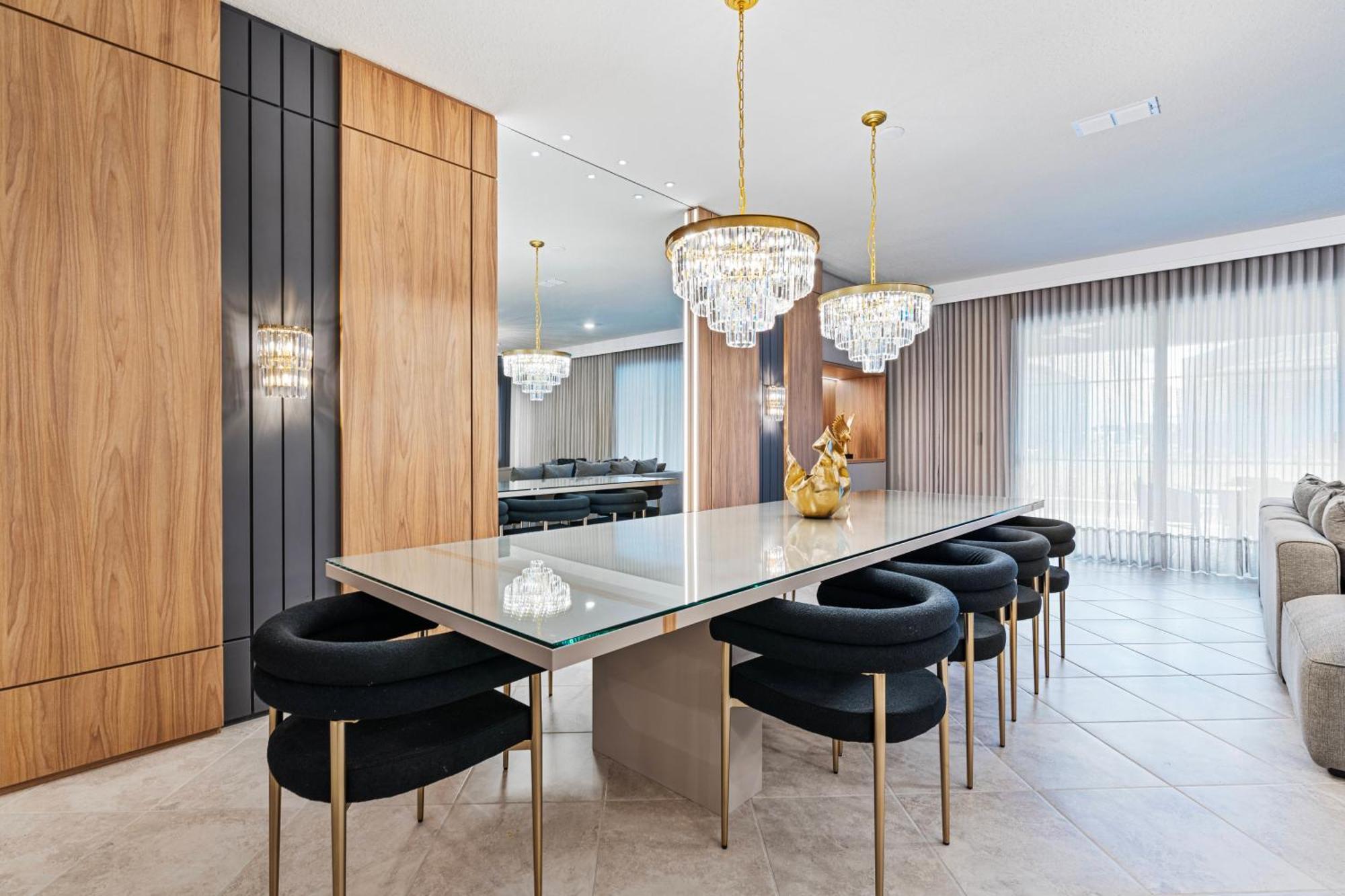 Resort Brand New 10bdrms At Windsor Cay *