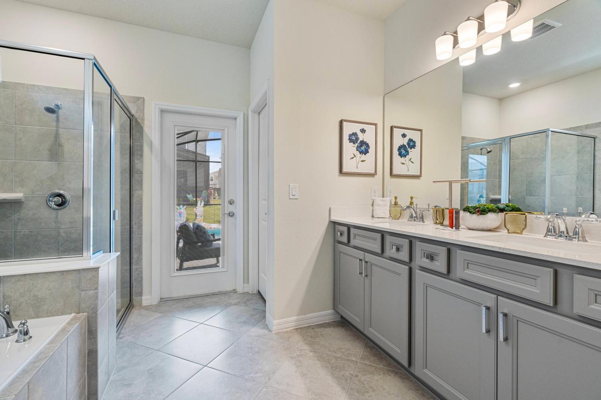 Resort Brand New 10bdrms At Windsor Cay *