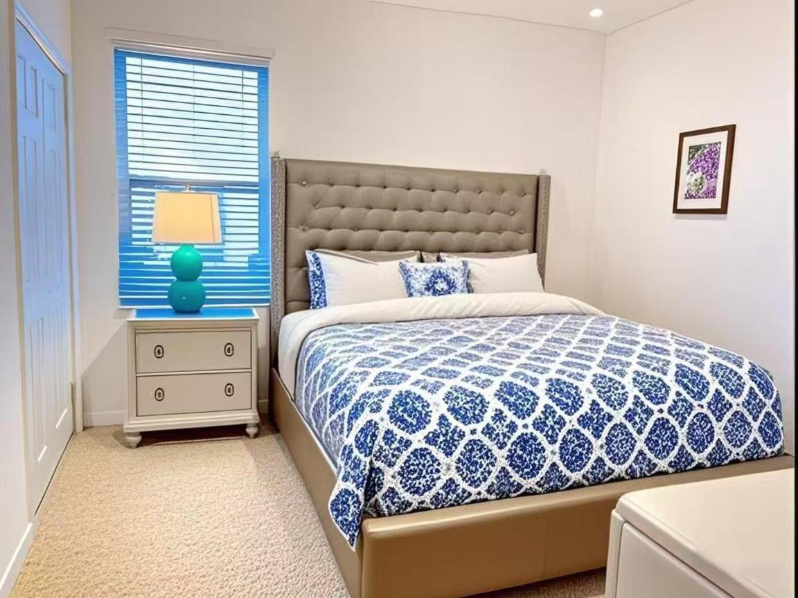 Elegant King Queen -private Bath-5 Star Resort-pool-spa-club-disney-water Park-wifi-smart Tv * Davenport
