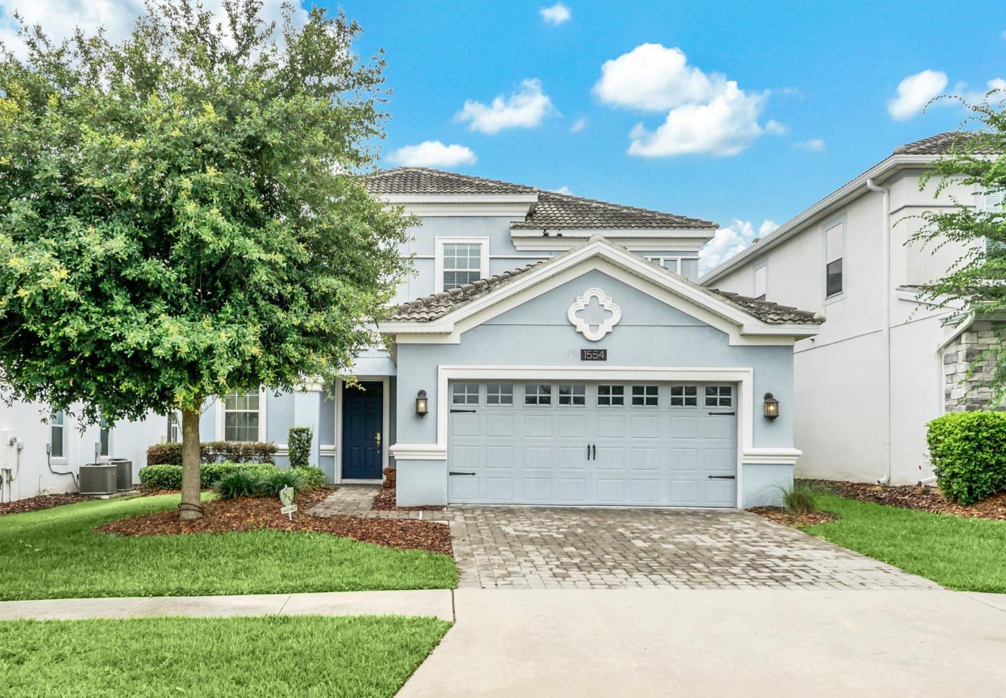 Villa At Champions Gate In Orlando Near Theme Parks With Private Pool, & Movie Theater *