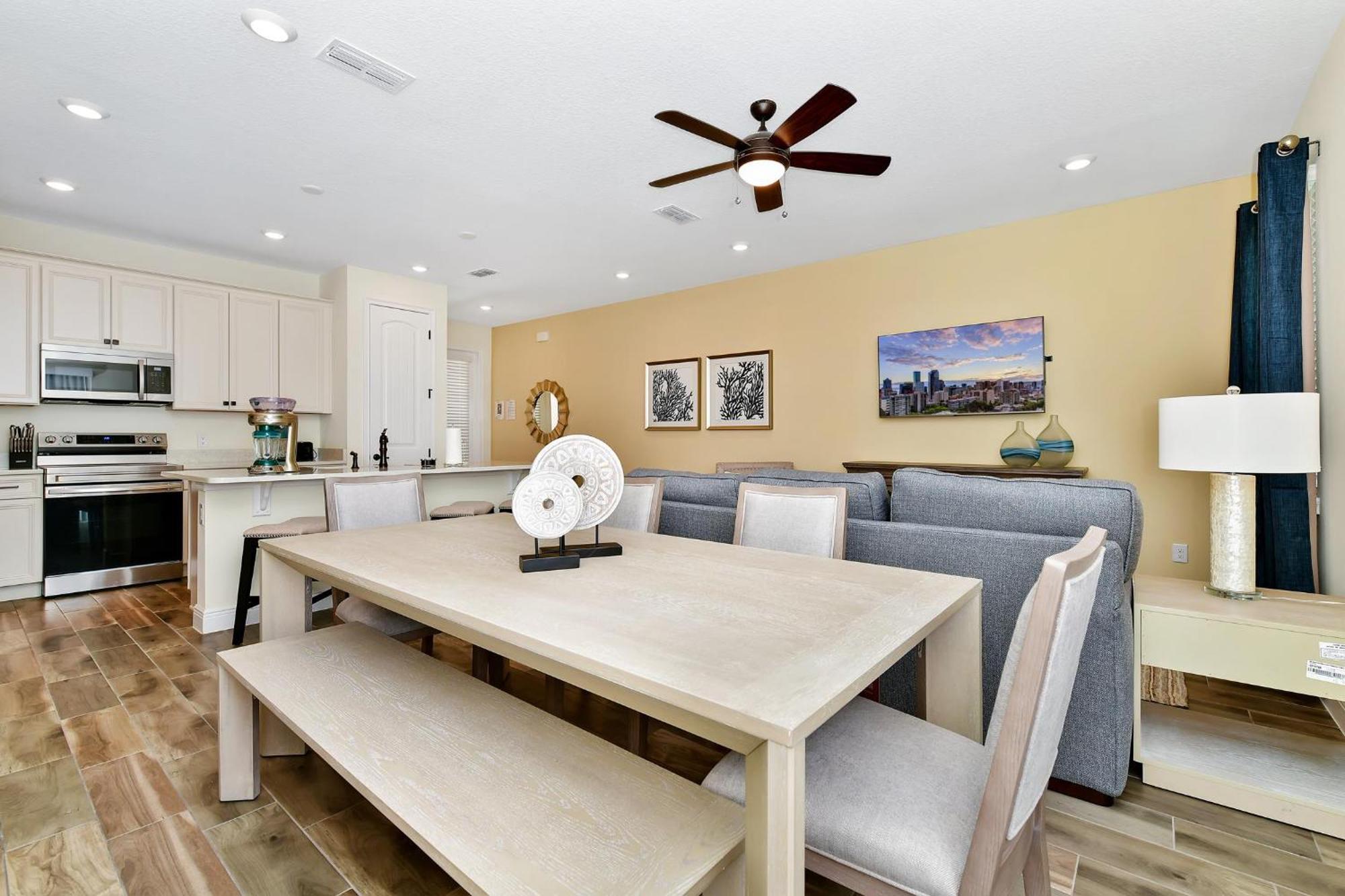 Sun Filled Near With Margaritaville Island H20 Access - 8119cp *