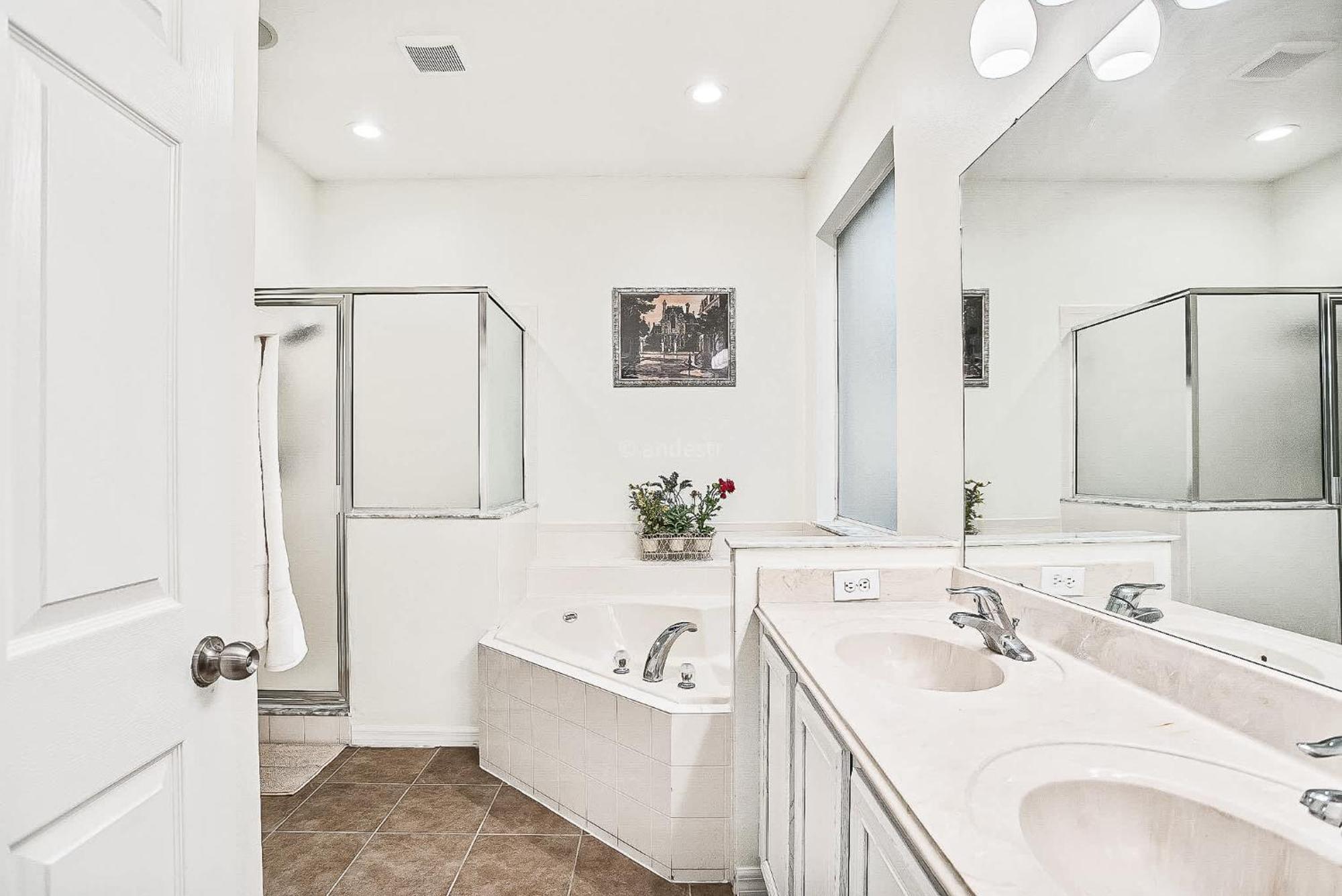 Dazzling 7br With Pool & Game