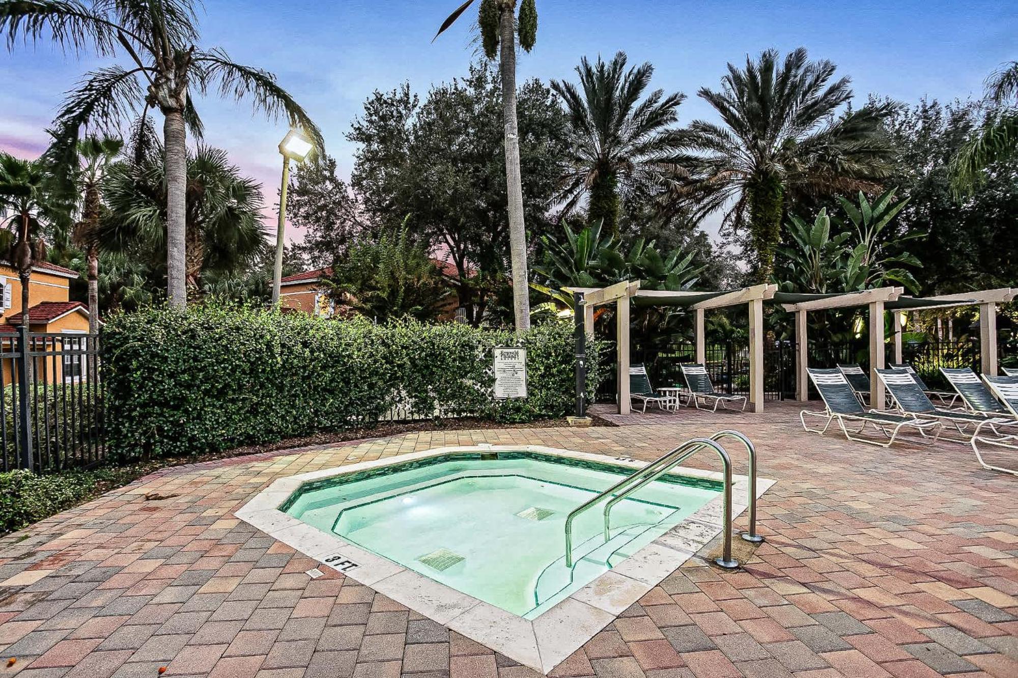 Dazzling 7br With Pool & Game Villa Kissimmee