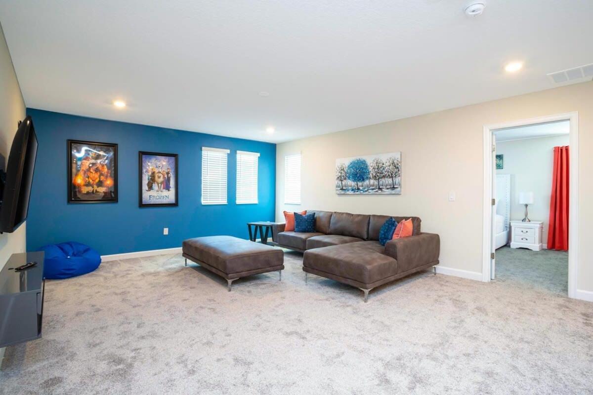 Marvelous 7bd/5ba Family Friendly W/ Gameroom & Pool Close To 1201 Holiday home