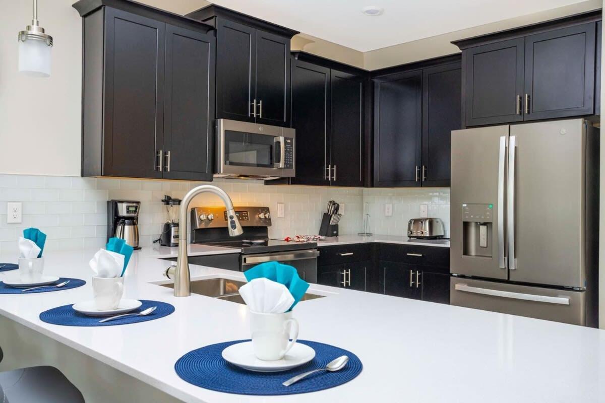 Marvelous 7bd/5ba Family Friendly W/ Gameroom & Pool Close To 1201 Kissimmee
