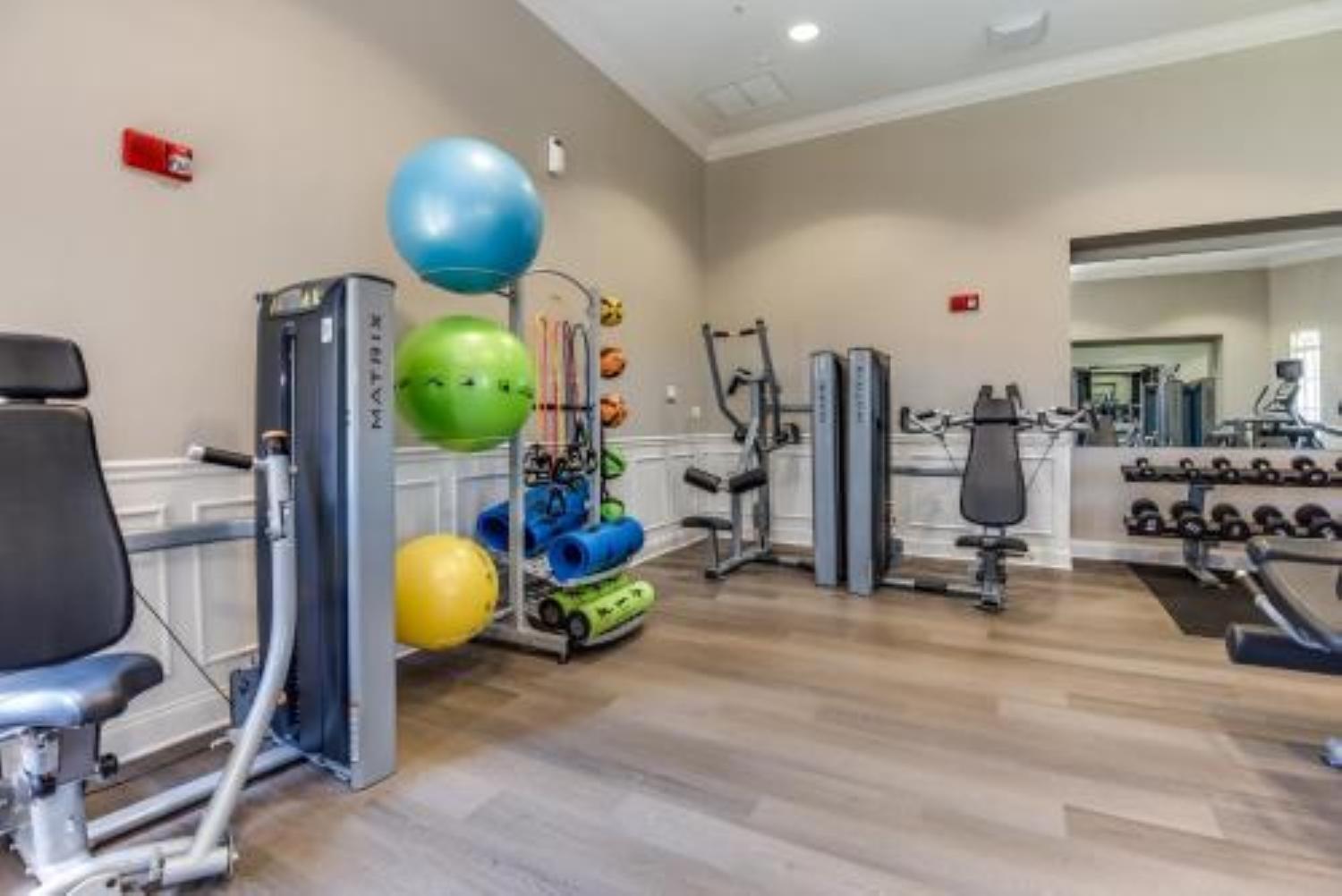4840 A Hidden Gem In The Heart Of - 303 Apartment