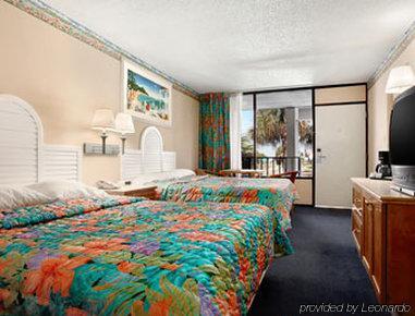 Rodeway Davenport-champions Gate Inn 2*